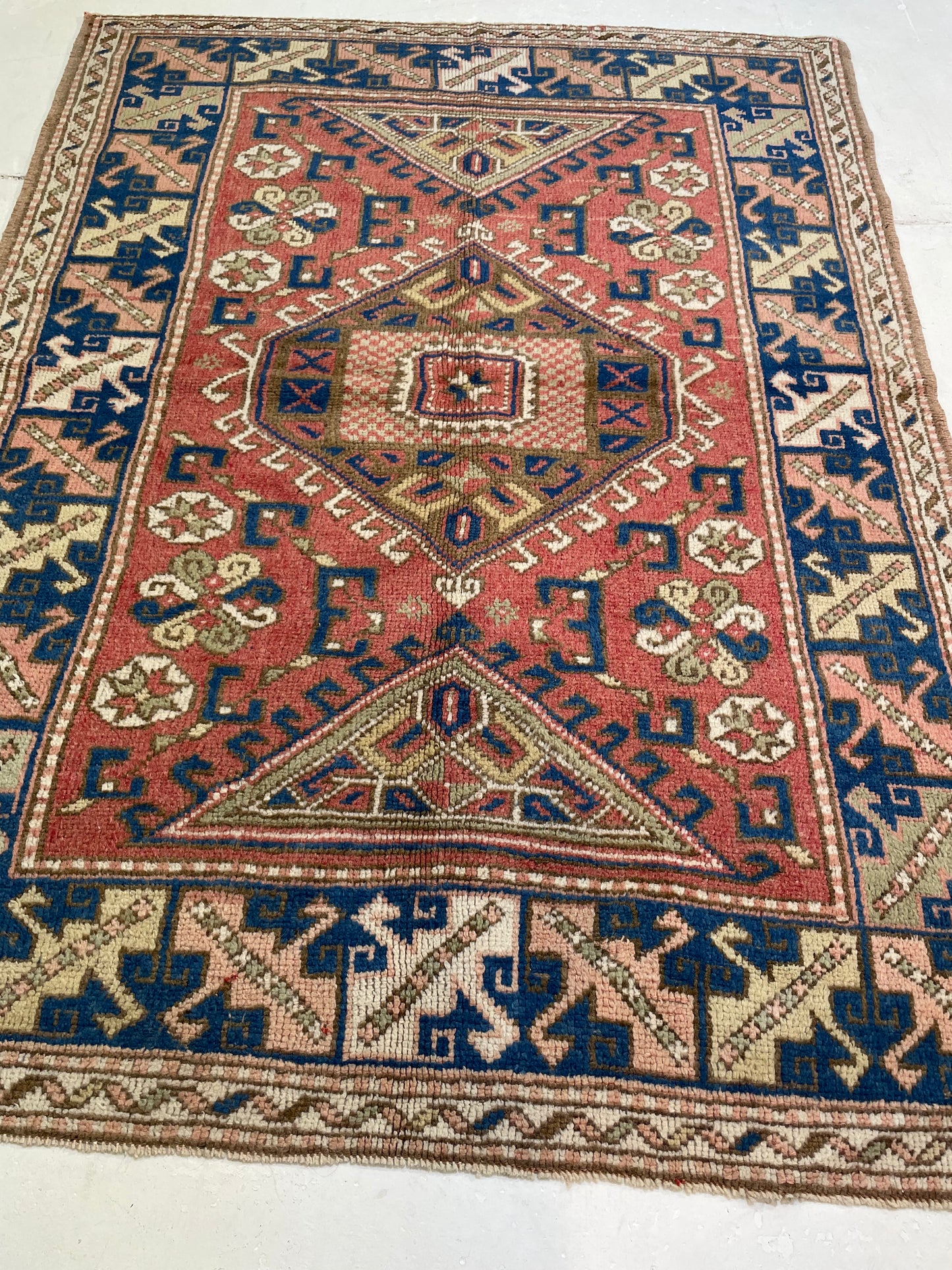 Hand-Knotted Wool Rug Turkish Oushak 4'7" x 6'6"