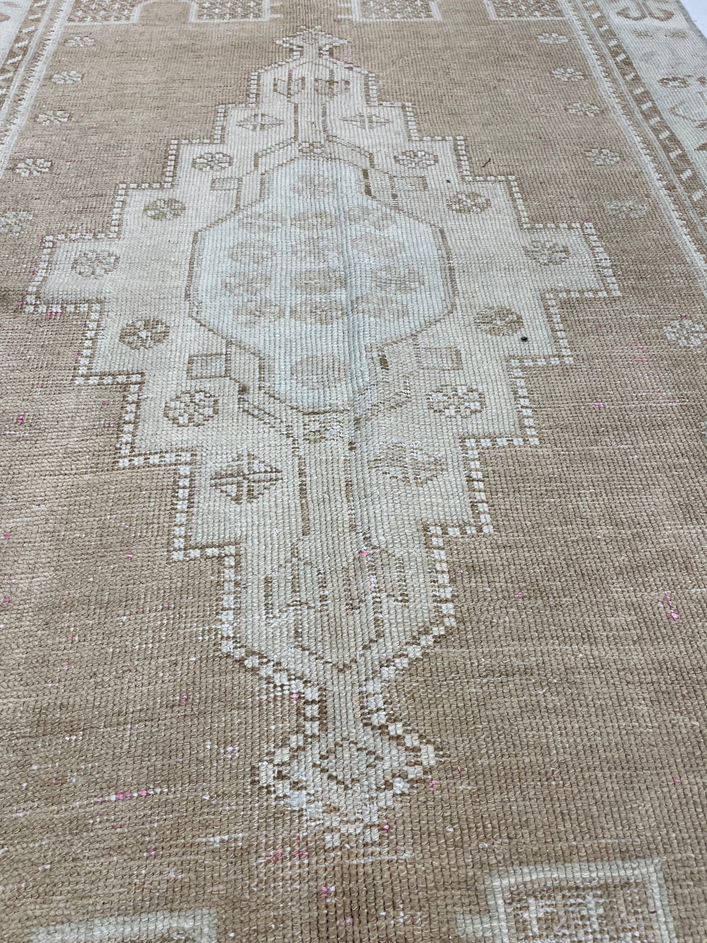 Hand-Knotted Wool Rug Turkish Oushak 3'7" x 6'8"