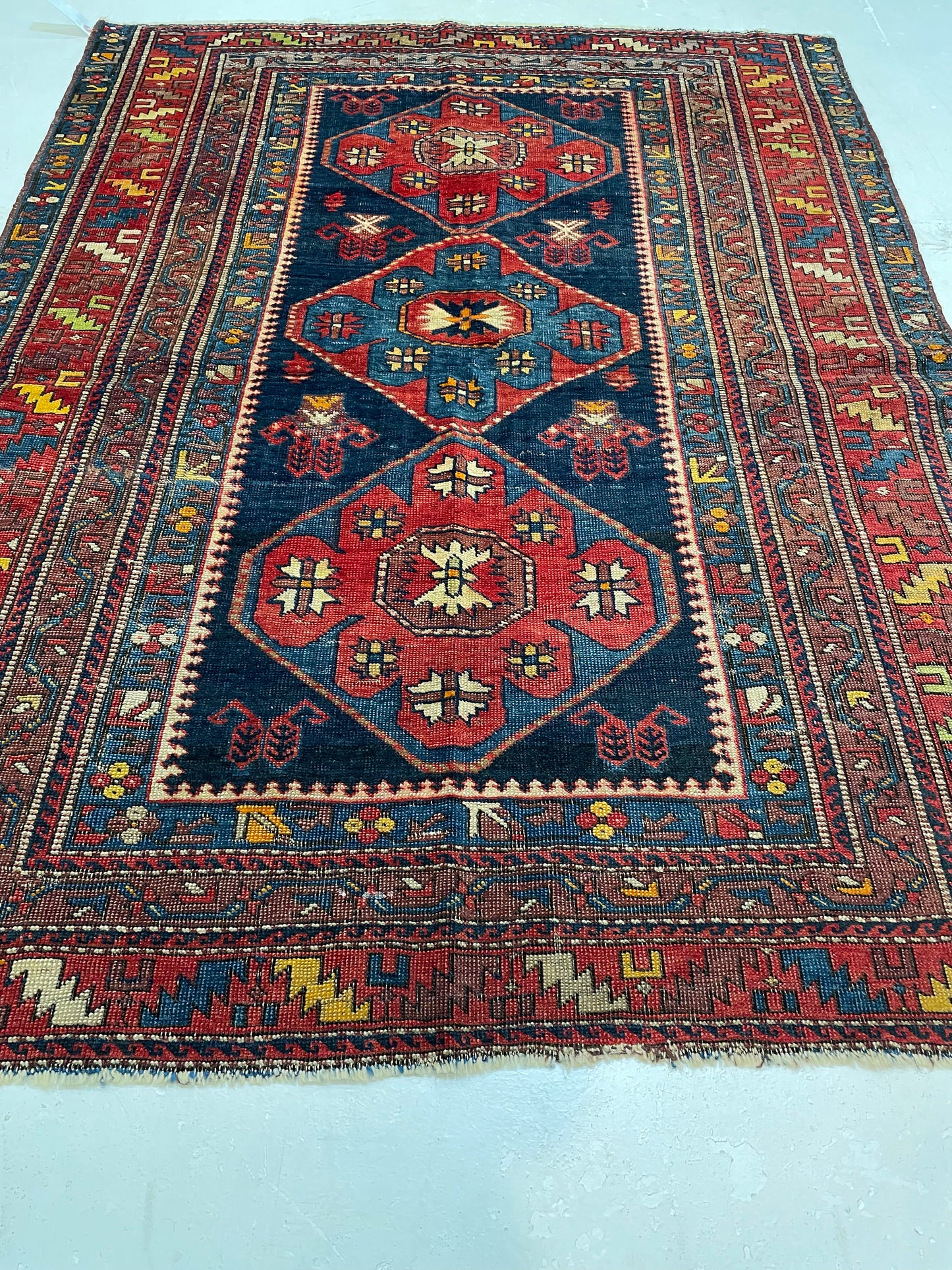 Hand-Knotted Wool Rug Serapi 4' x 5'4"