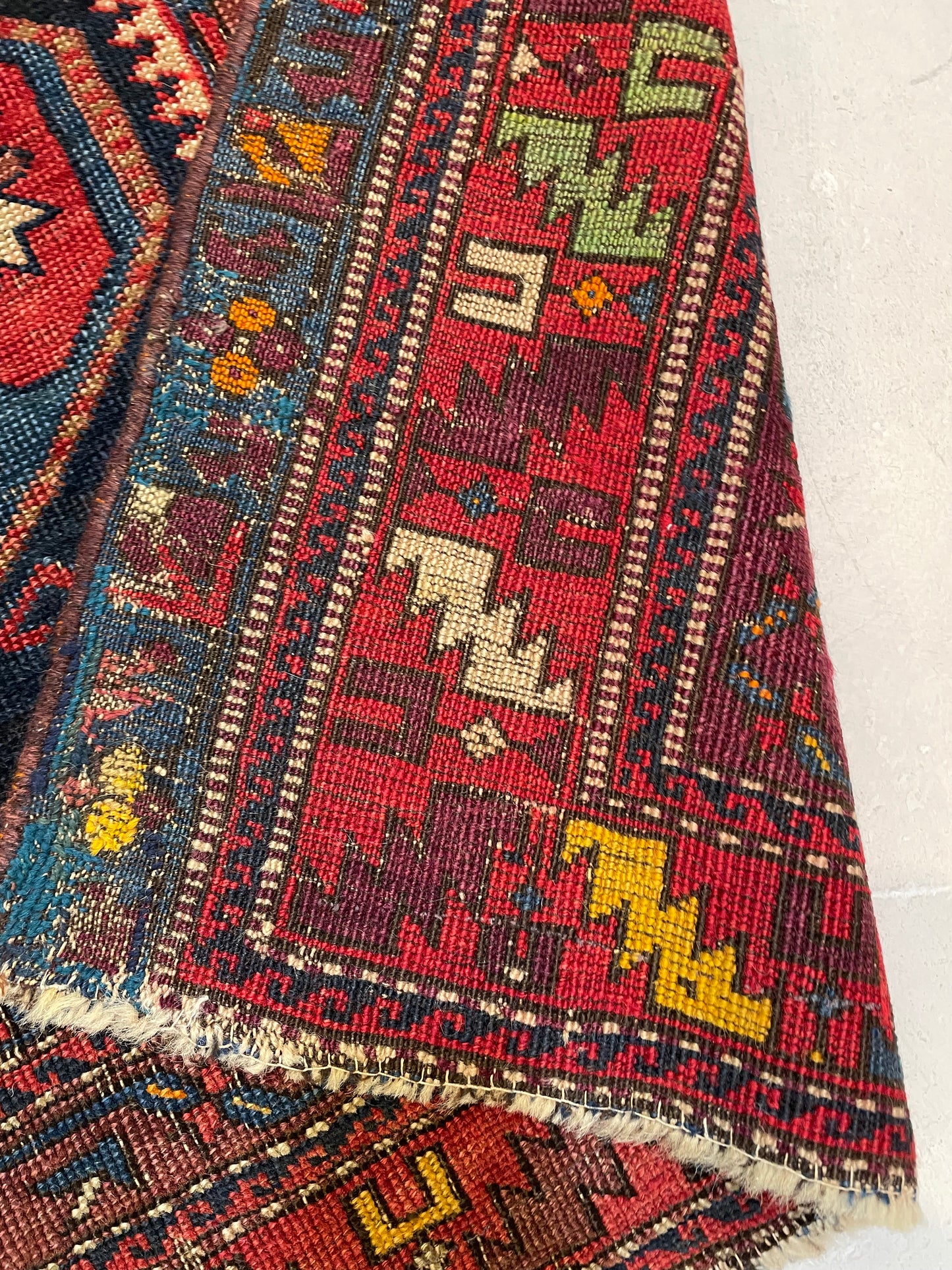 Hand-Knotted Wool Rug Serapi 4' x 5'4"
