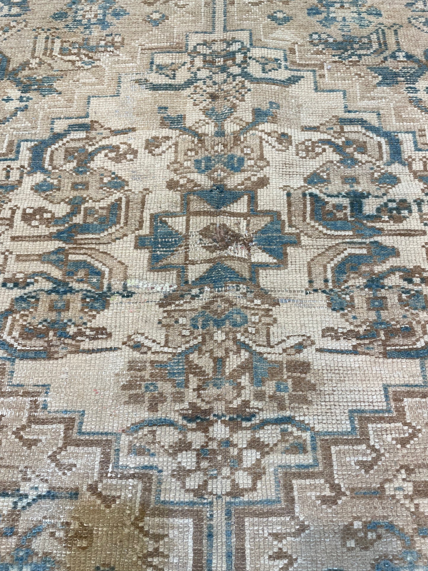 Hand-Knotted Wool Rug Turkish Oushak 4' x 6'9"