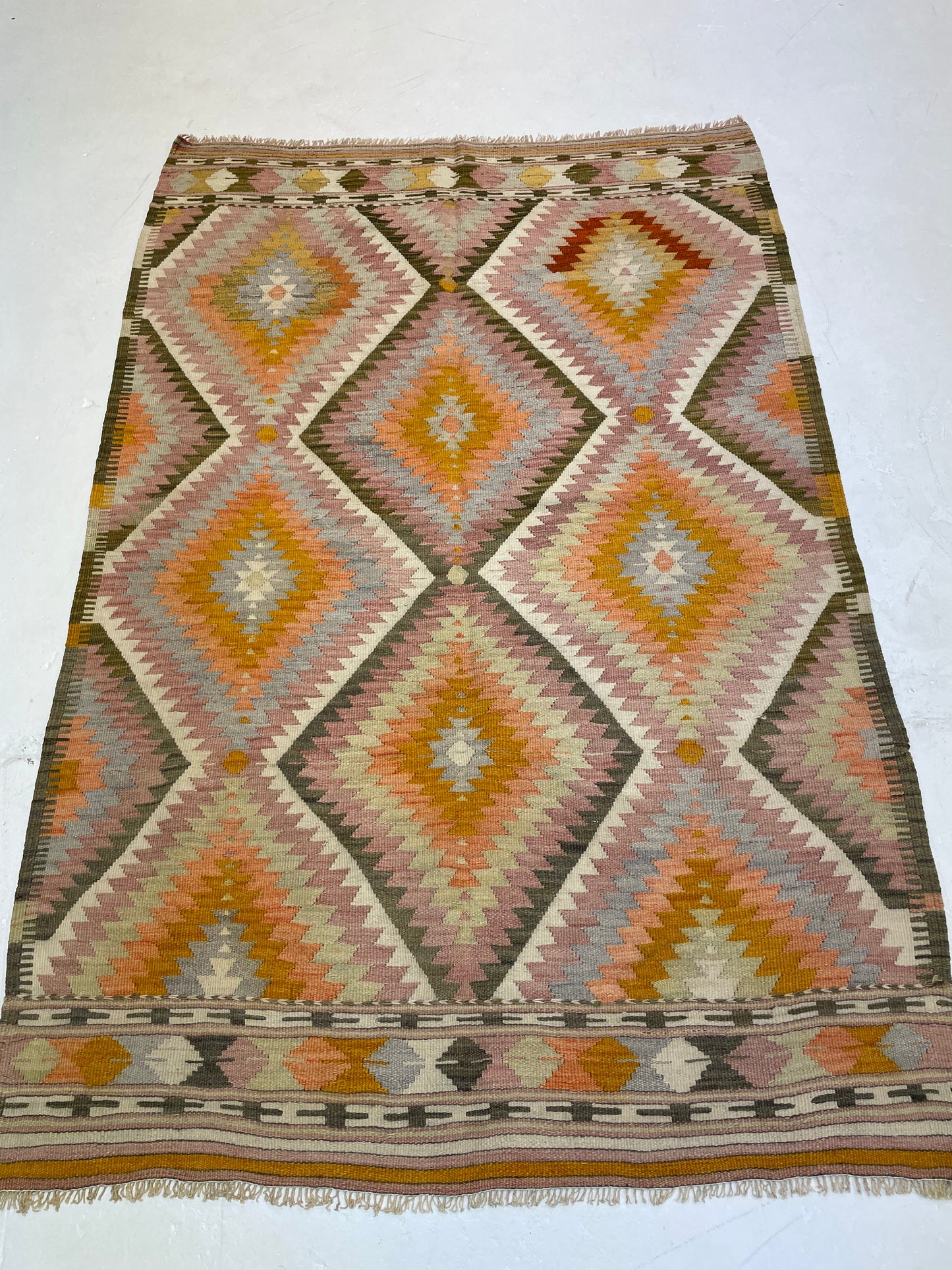 Hand-Knotted Wool Rug Turkish Oushak 4' x 6'3"