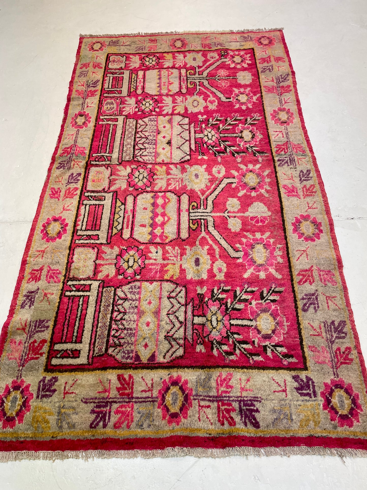 Hand-Knotted Wool Rug Khotan 4'3" x 7'9"