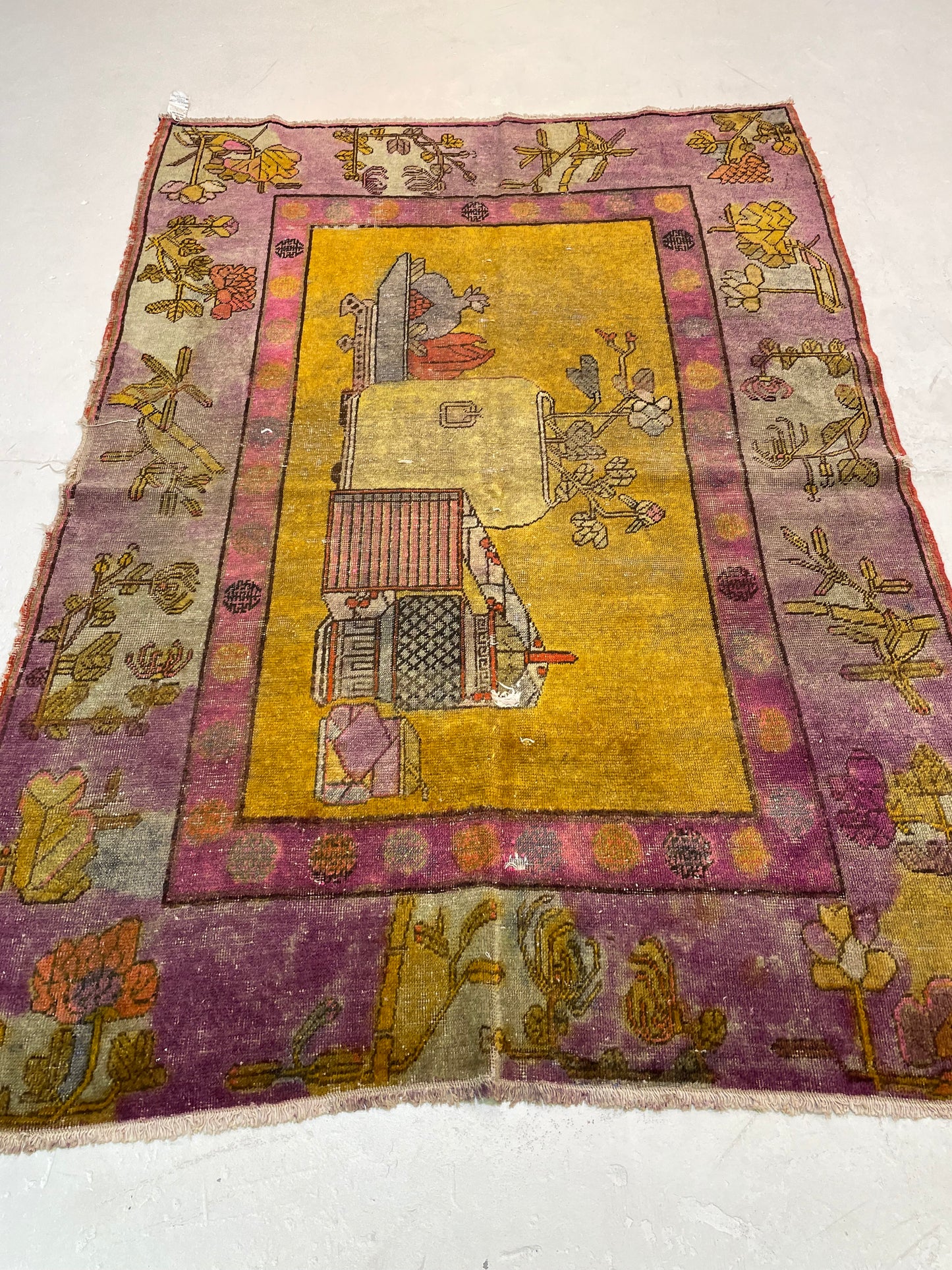 Hand-Knotted Wool Rug Khotan 4'8" x 6'7"