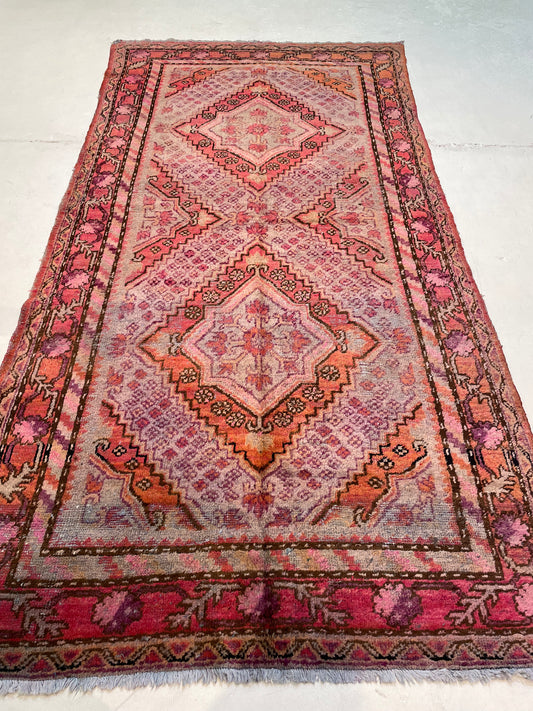 Machine Made Wool Rug Moroccan 3'10" x 5'11"