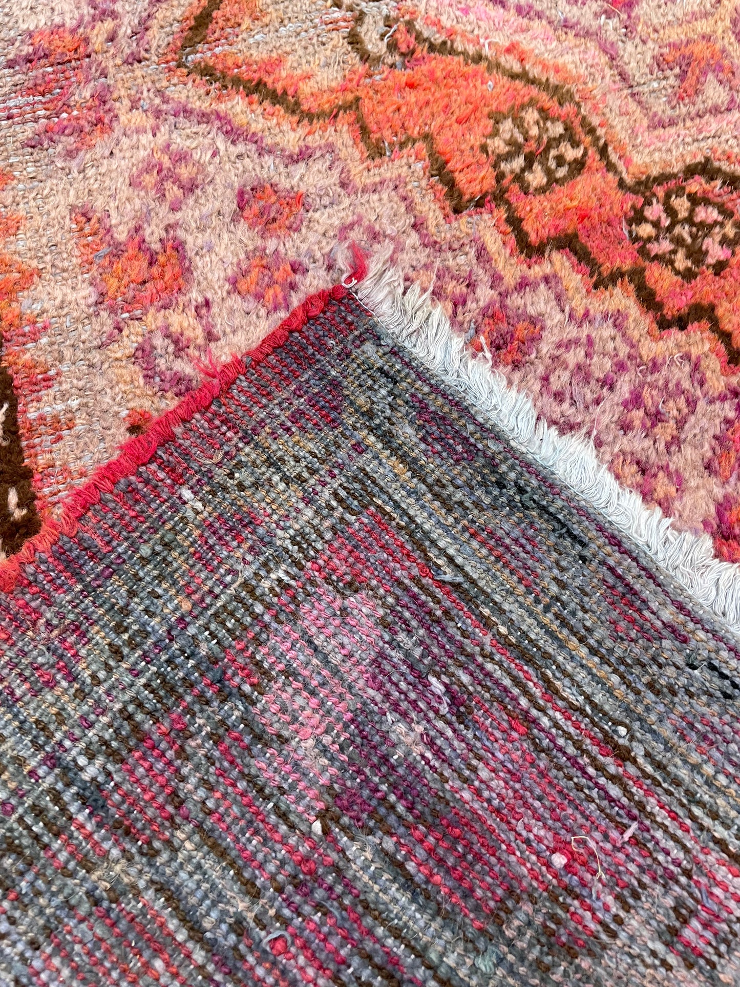Machine Made Wool Rug Moroccan 3'10" x 5'11"