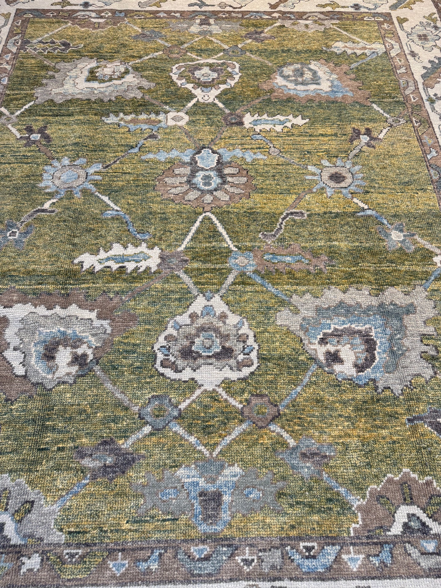 Hand-Knotted Wool Area Rug Turkish Oushak 8'1" x 9'10"