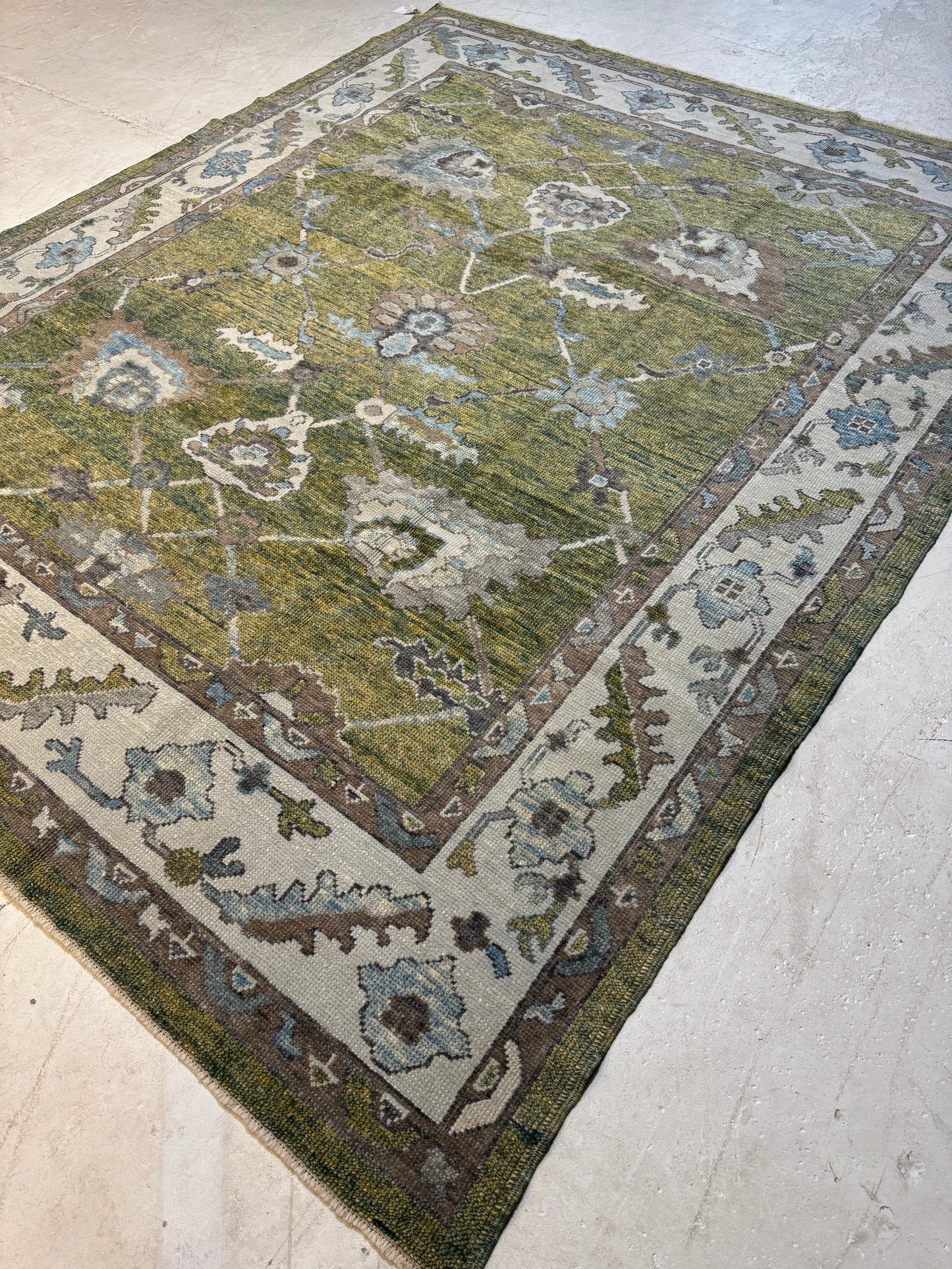 Hand-Knotted Wool Area Rug Turkish Oushak 8'1" x 9'10"