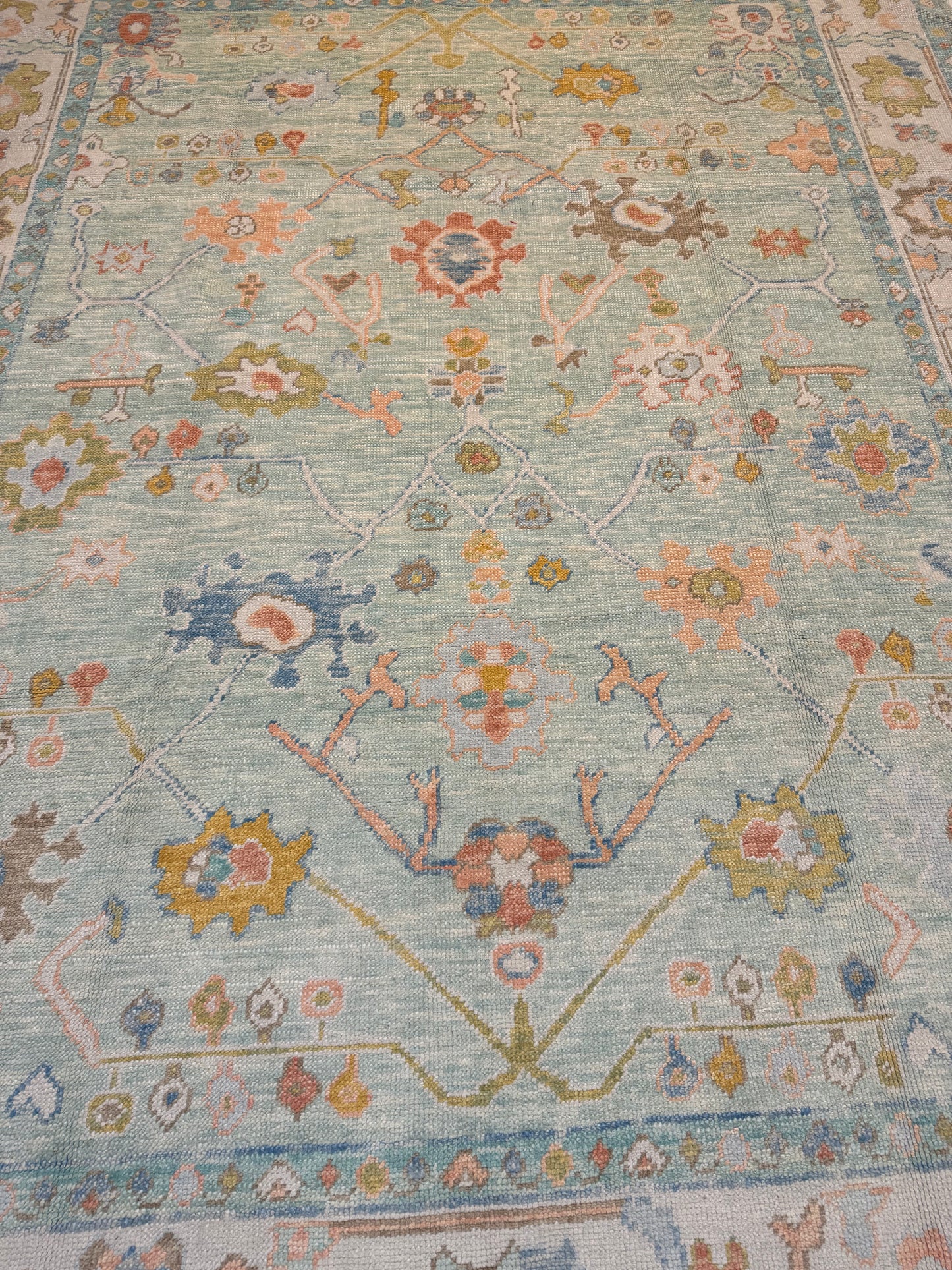 Hand-Knotted Wool Area Rug Turkish Oushak 8'2" x 10'10"