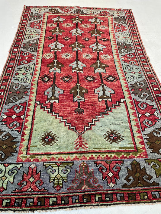 Hand-Knotted Wool Rug Turkish Oushak 3'4" x 5'5"