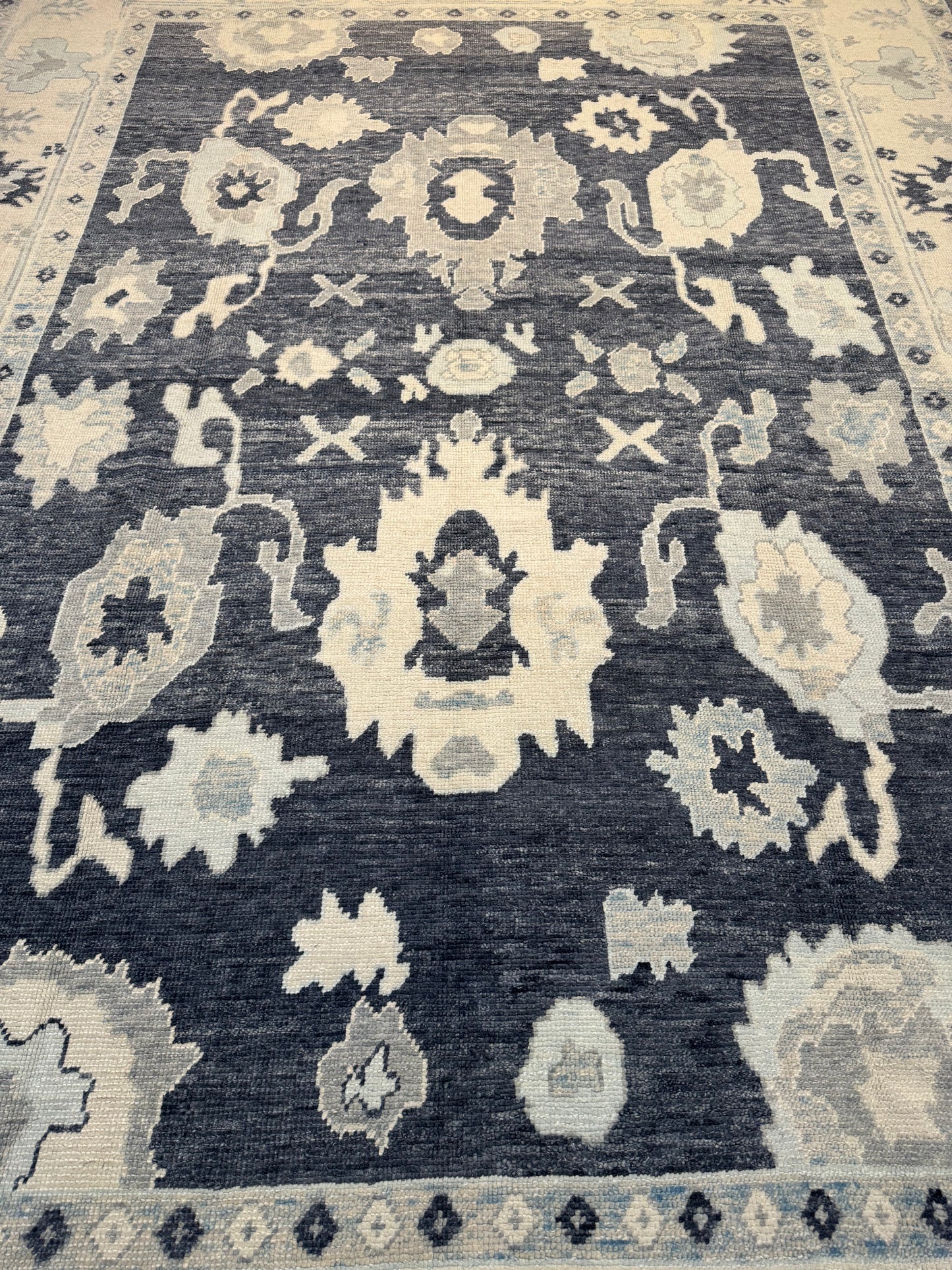 Hand-Knotted Wool Area Rug Turkish Oushak 9'1" x 12'3"