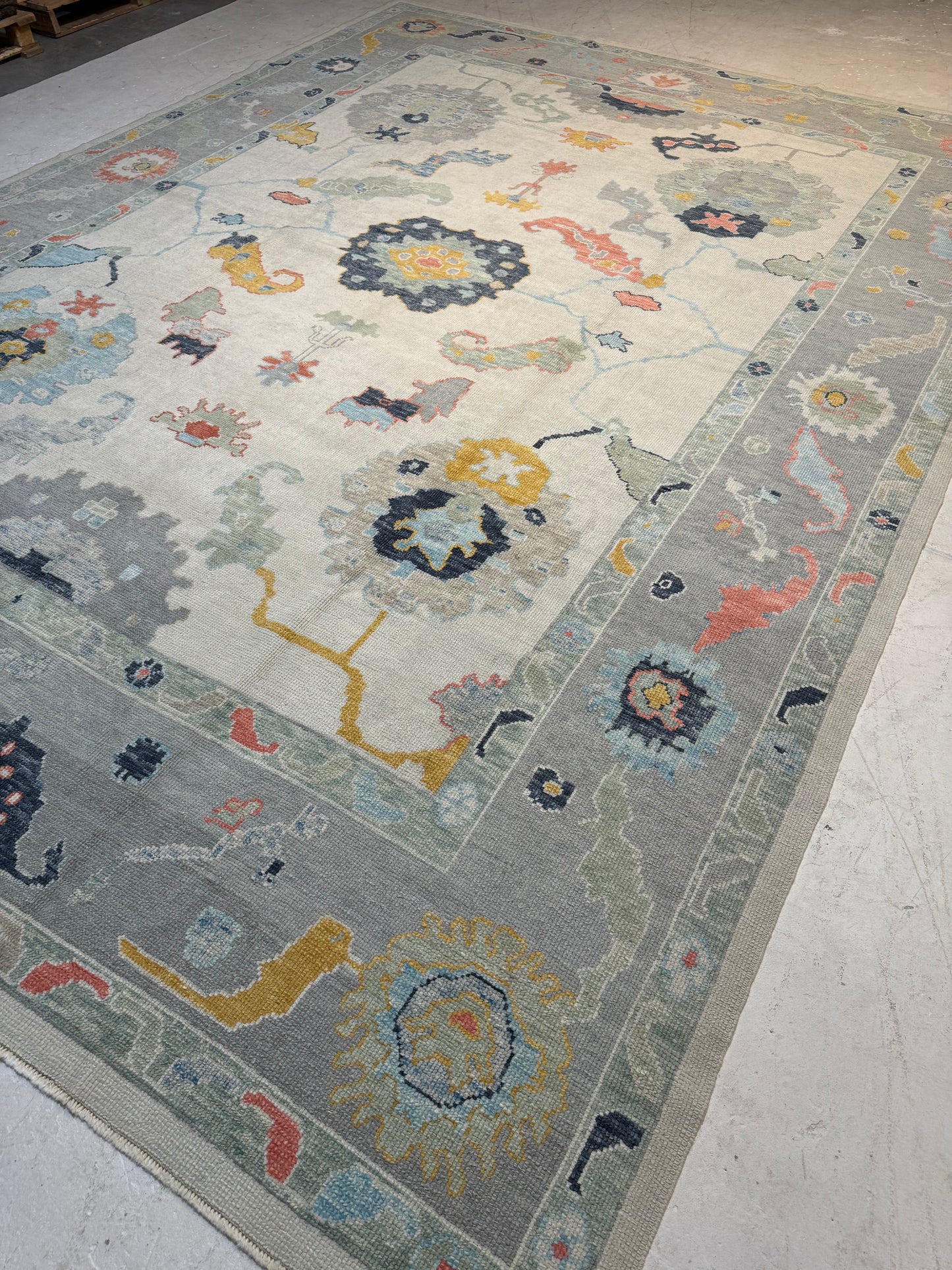 Hand-Knotted Wool Area Rug Turkish Oushak 10'2" x 13'10"