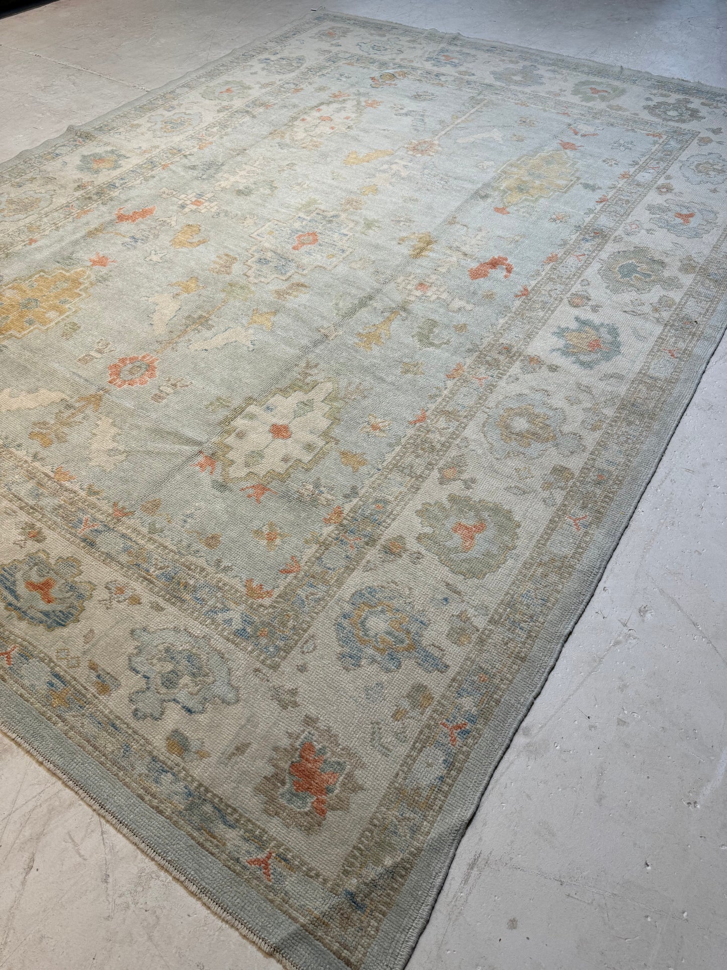 Hand-Knotted Wool Area Rug Turkish Oushak 9'5" x 12'8"