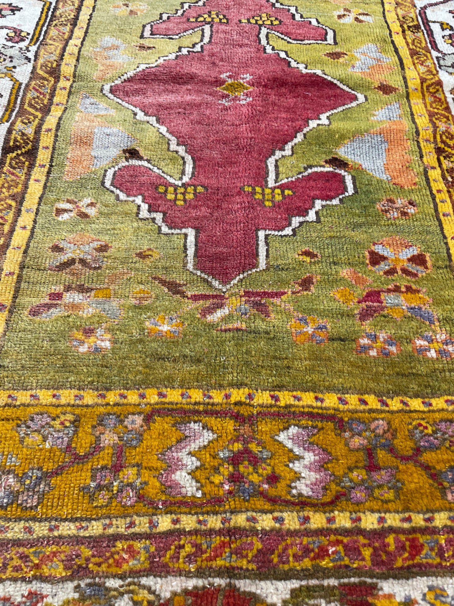 Hand-Knotted Wool Rug Turkish Oushak 3'1" x 4'4"