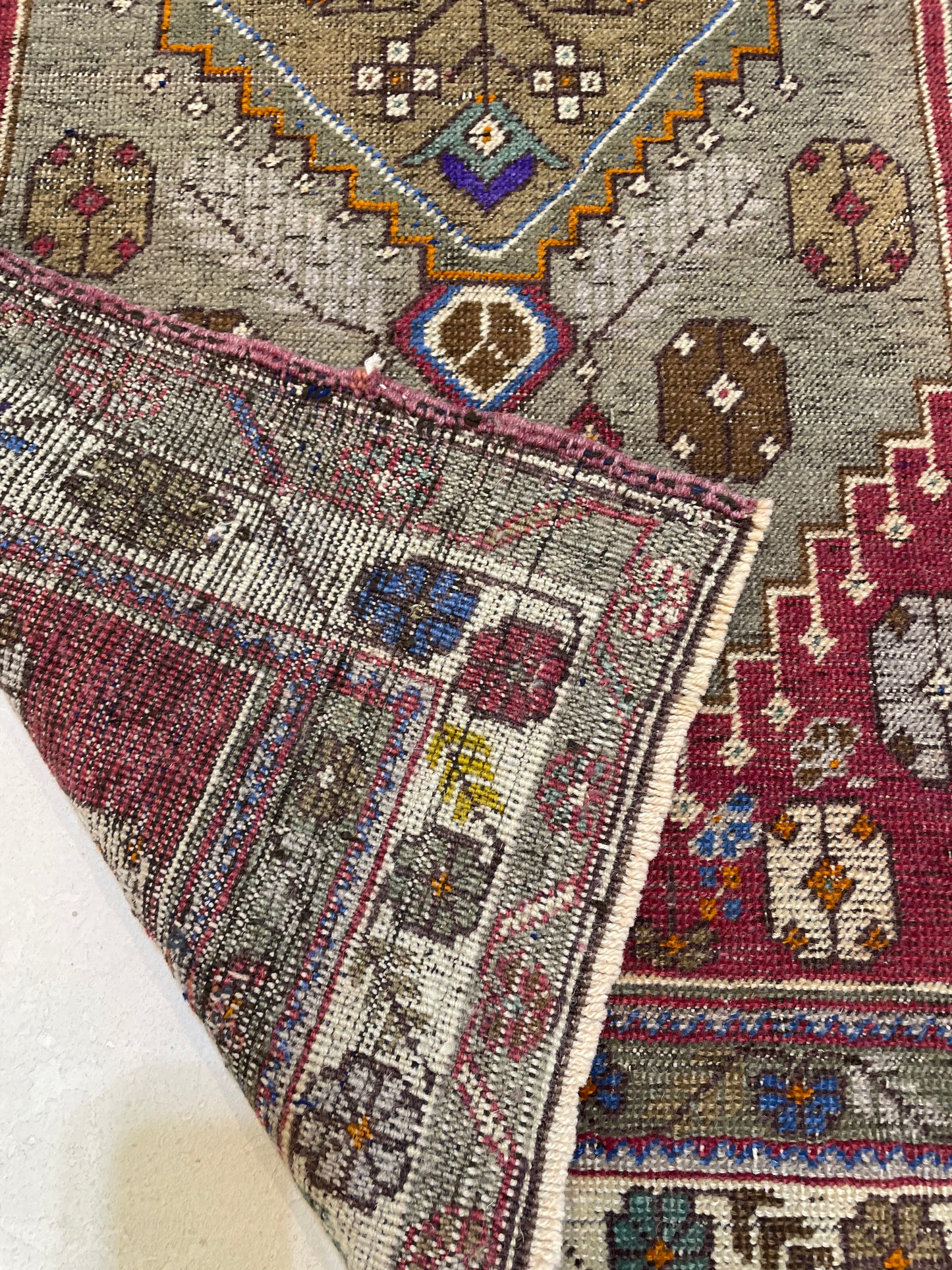 Hand-Knotted Wool Rug Turkish Oushak 2'5" x 4'5"