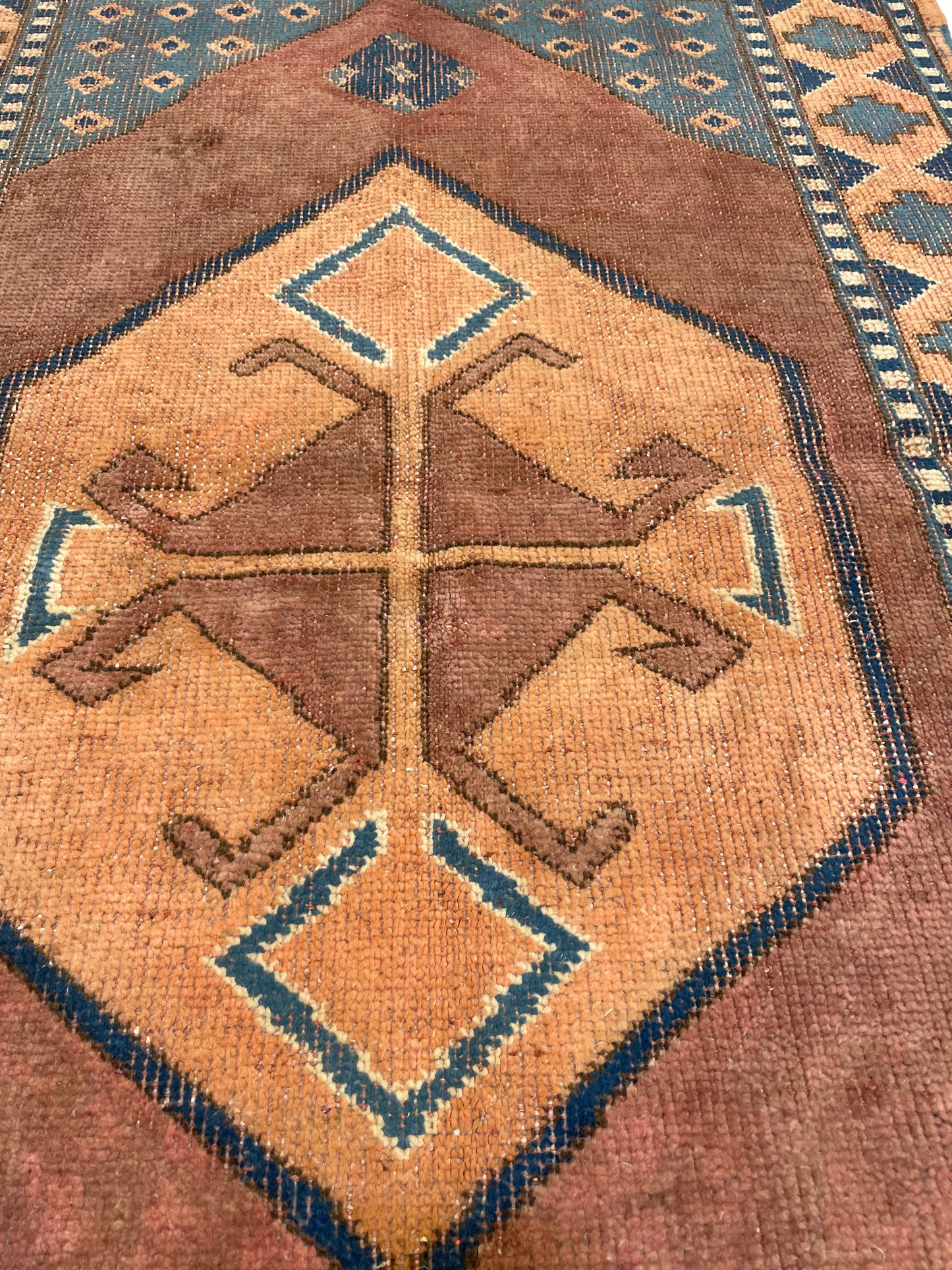 Hand-Knotted Wool Rug Turkish Oushak 2'10" x 4'6"