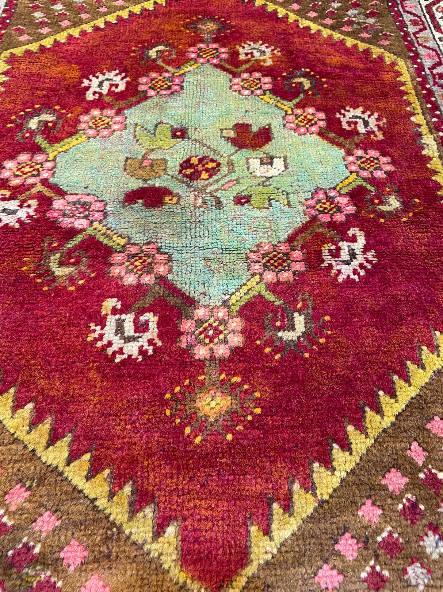 Hand-Knotted Wool Rug Turkish Oushak 2'8" x 4'