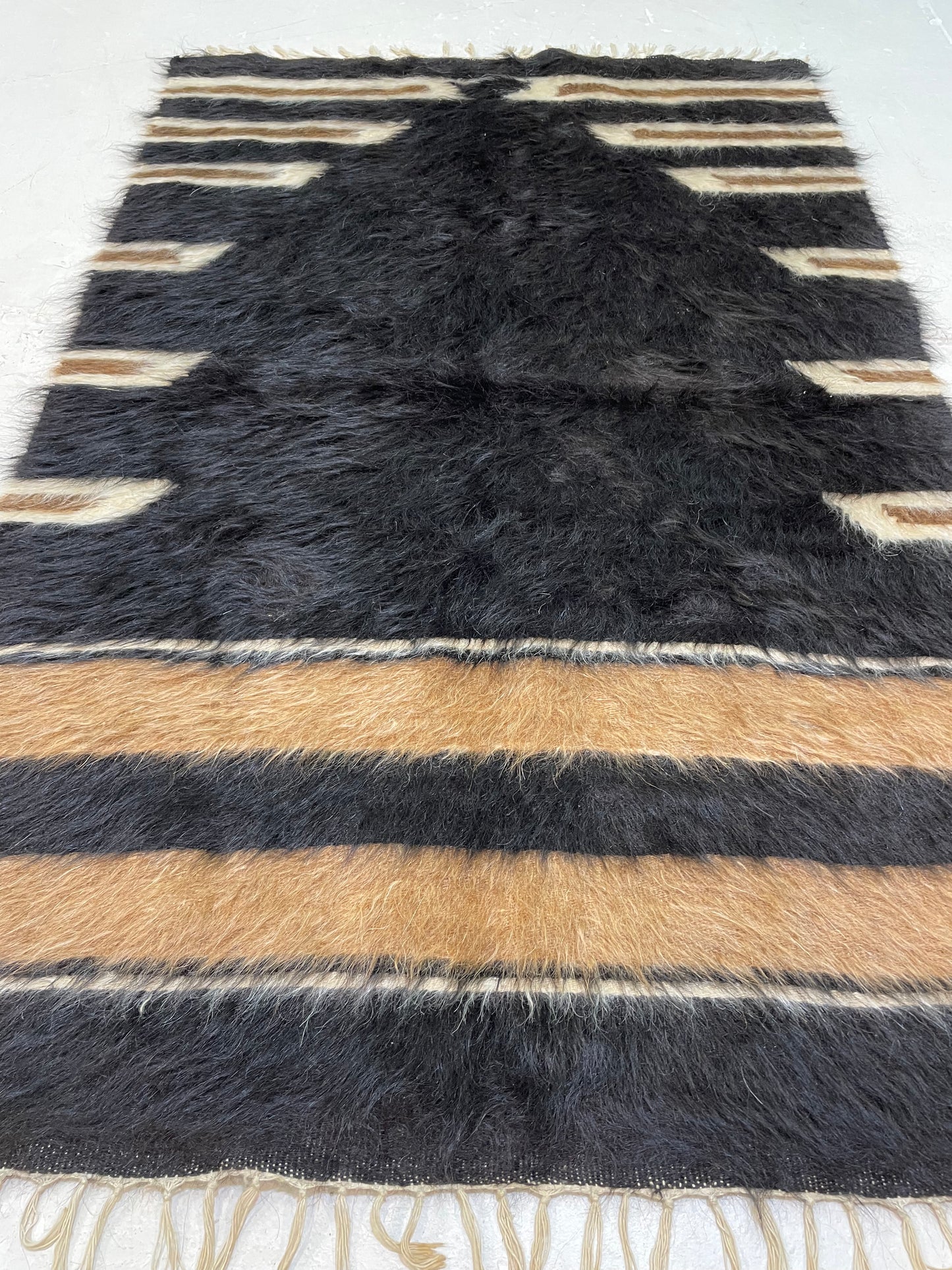 Hand-Knotted Wool Rug Turkish Tulu 2'8" x 4'2"