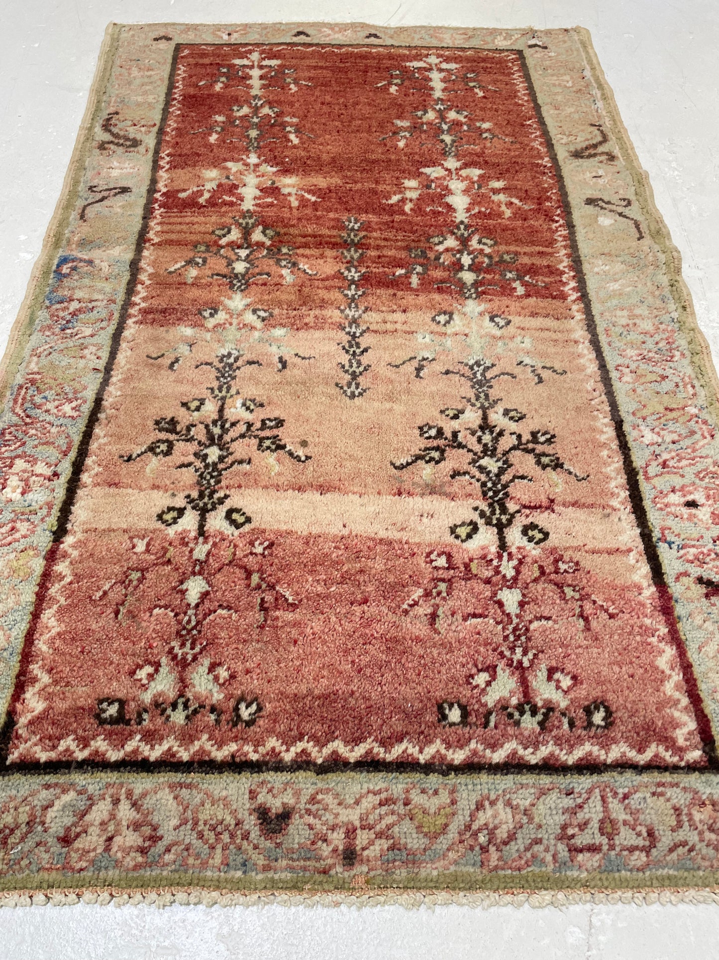 Hand-Knotted Wool Rug Turkish Oushak 2'1" x 4'5"