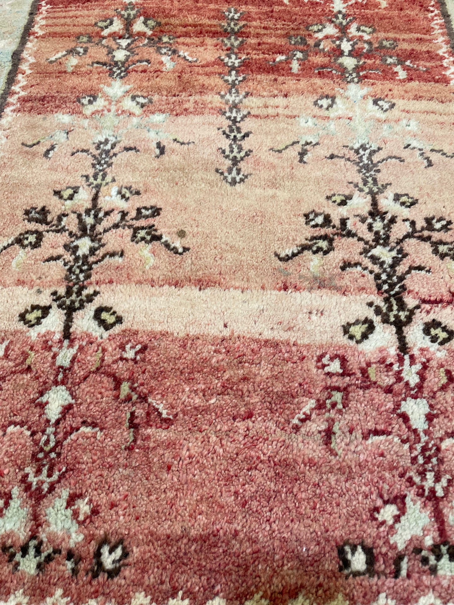 Hand-Knotted Wool Rug Turkish Oushak 2'1" x 4'5"