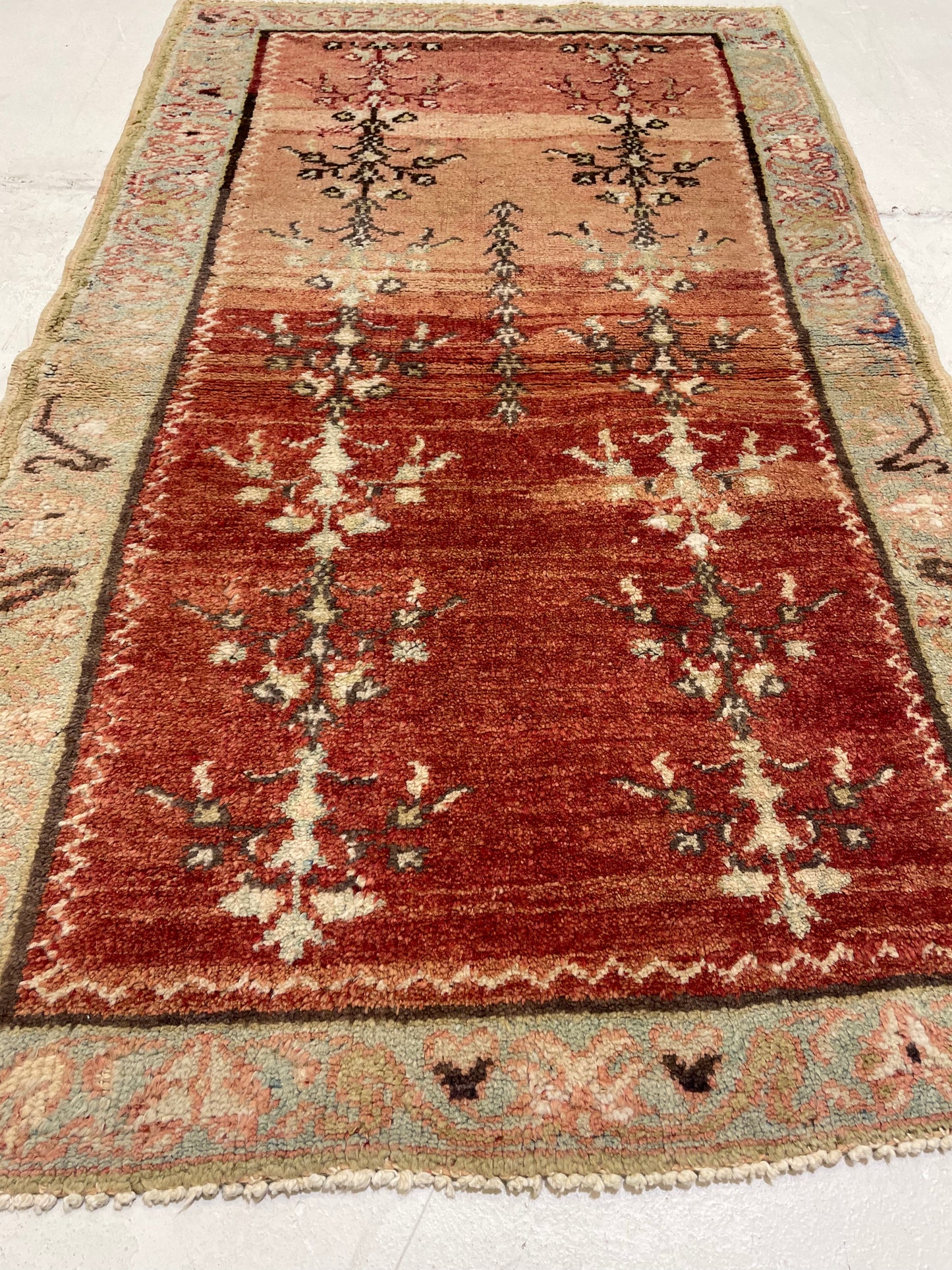 Hand-Knotted Wool Rug Turkish Oushak 2'1" x 4'5"