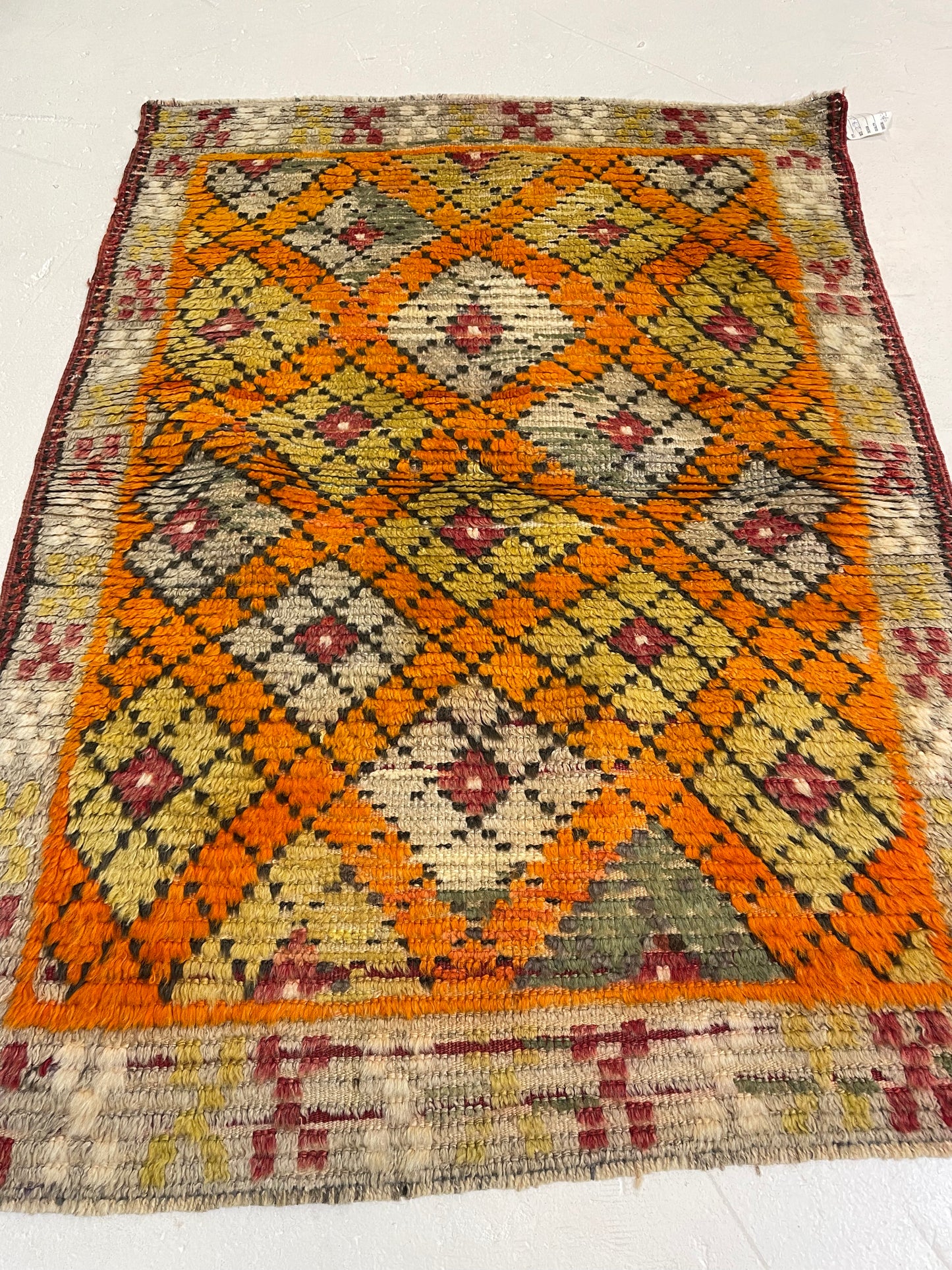 Hand-Knotted Wool Rug Turkish Oushak 2'7" x 3'7"