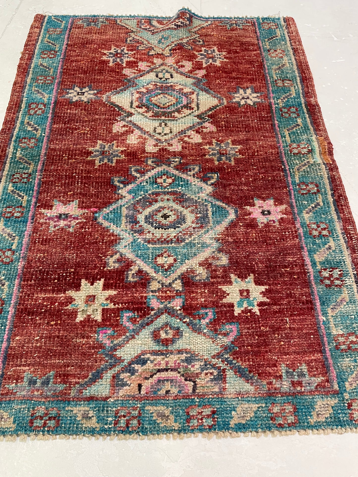 Hand-Knotted Wool Rug Turkish Oushak 2'8" x 3'8"