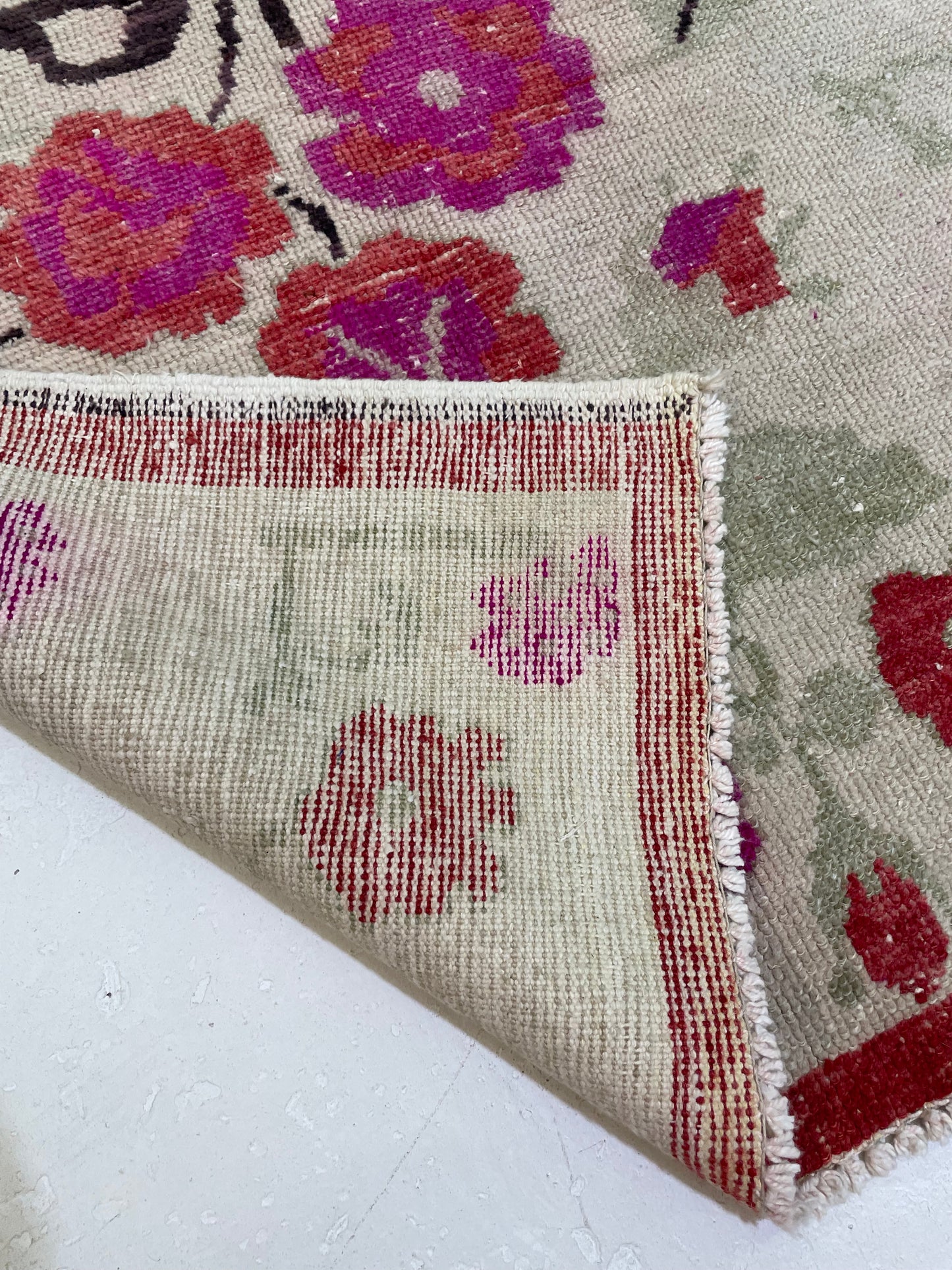 Hand-Knotted Wool Rug Turkish Oushak 3' x 5'2"