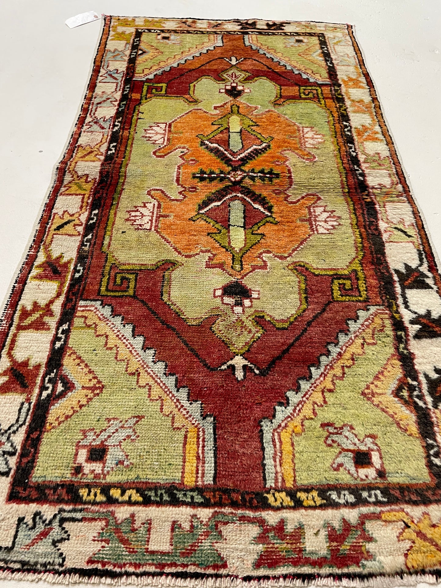 Hand-Knotted Wool Rug Turkish Oushak 2'6" x 4'10"