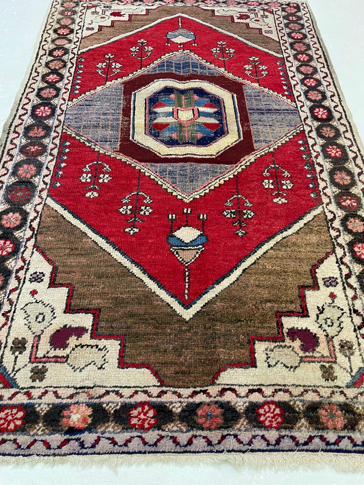 Hand-Knotted Wool Rug Turkish Oushak 3' x 5'