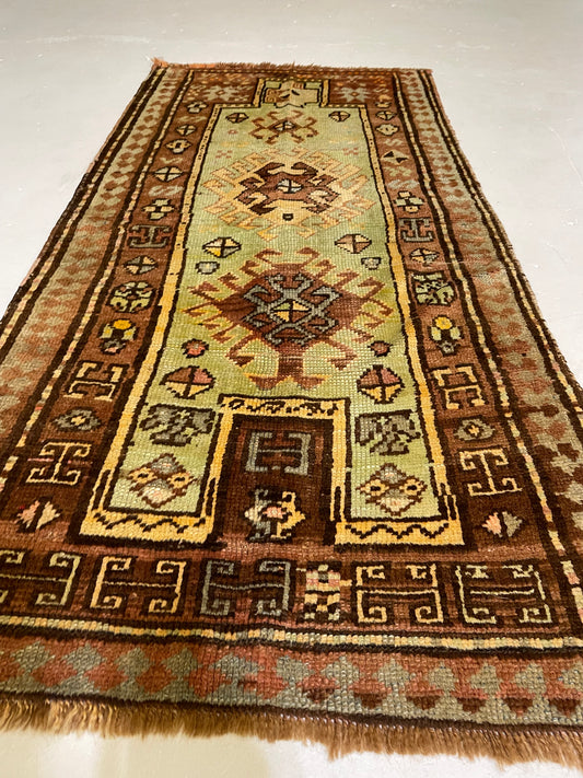Hand-Knotted Wool Rug Turkish Oushak 2'7" x 5'7"