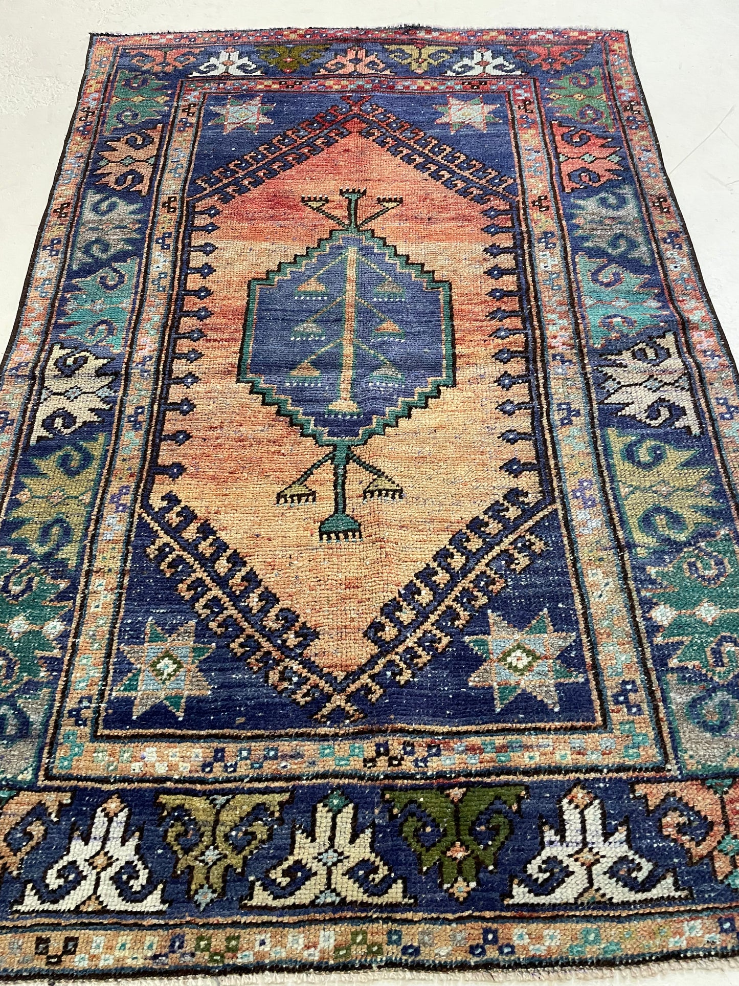 Hand-Knotted Wool Rug Turkish Oushak 3'3" x 5'1"