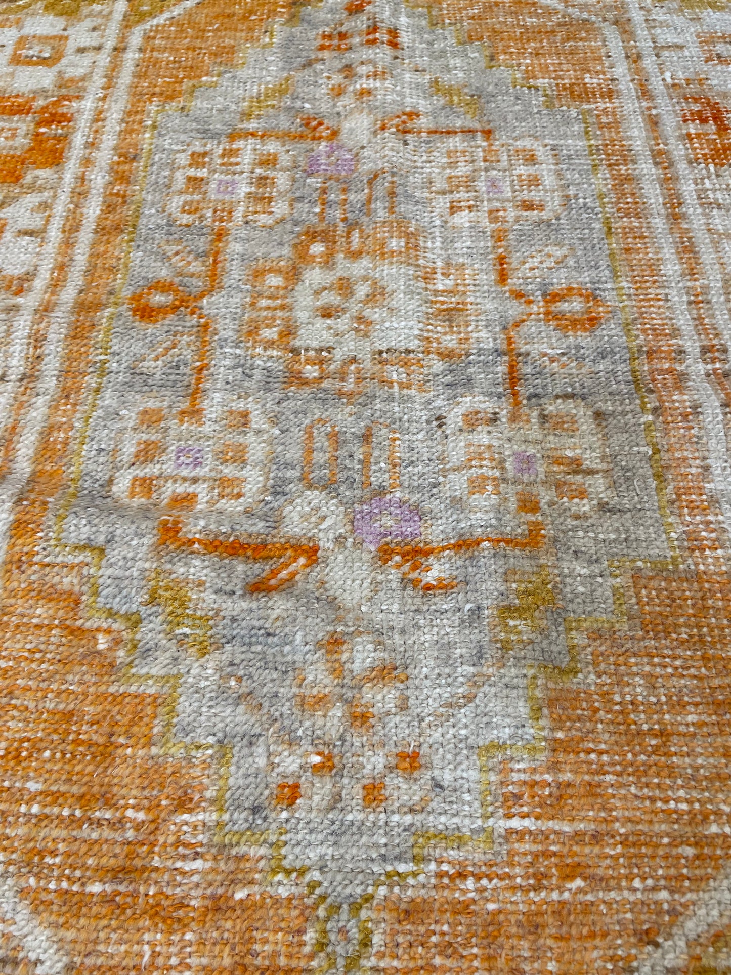 Hand-Knotted Wool Rug Turkish Oushak 2'6" x 4'1"