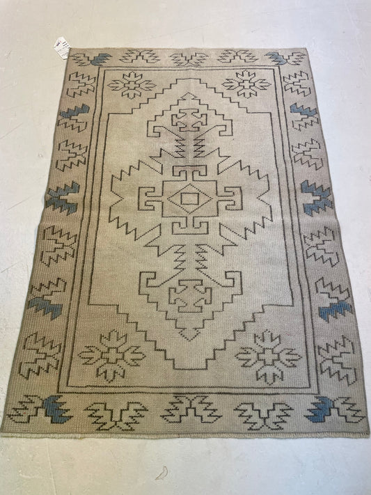 Hand-Knotted Wool Rug Turkish Oushak 2'2" x 4'2"