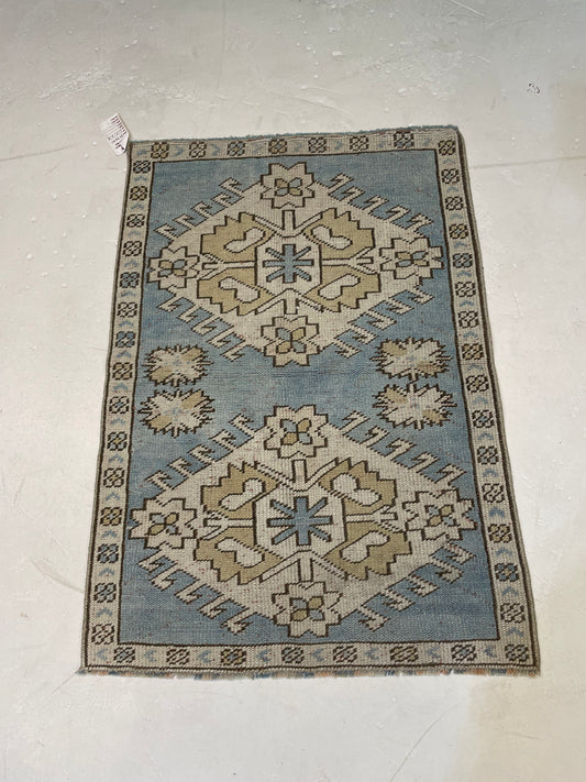 Hand-Knotted Wool Rug Turkish Oushak 2'7" x 3'9"