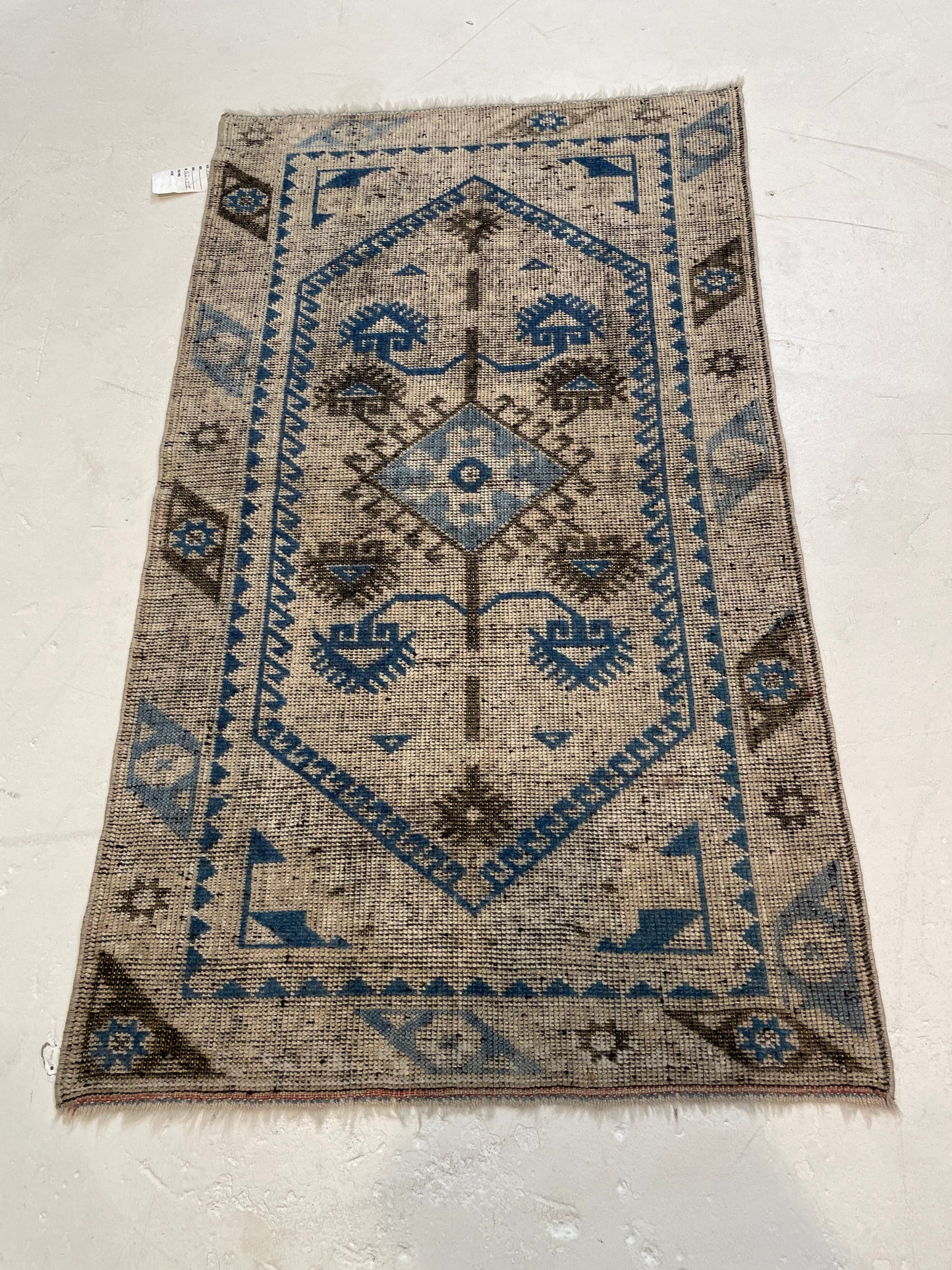 Hand-Knotted Wool Rug Turkish Oushak 2'5" x 4'2"