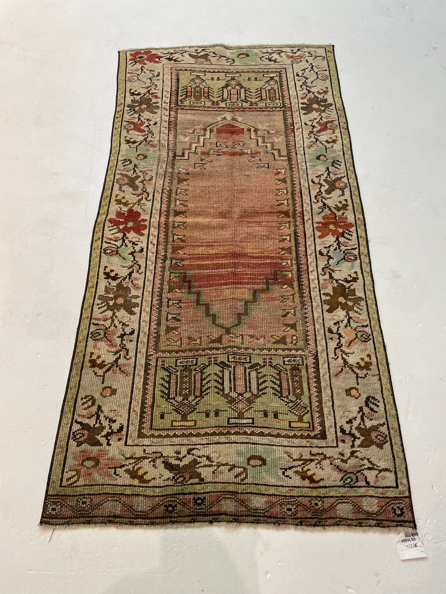 Hand-Knotted Wool Rug Turkish Oushak 2'6" x 5'1"
