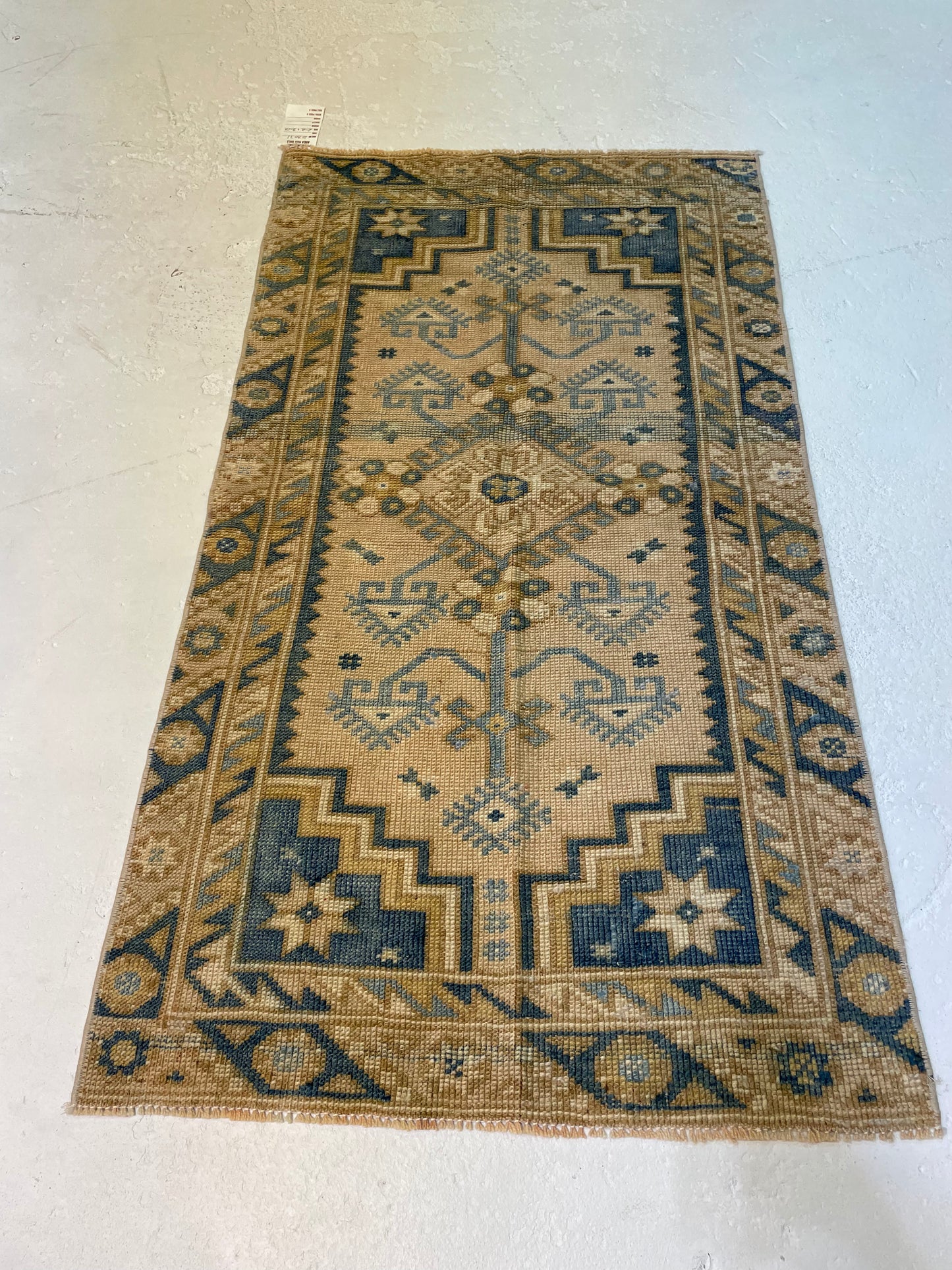 Hand-Knotted Wool Rug Turkish Oushak 2'2" x 3'10"