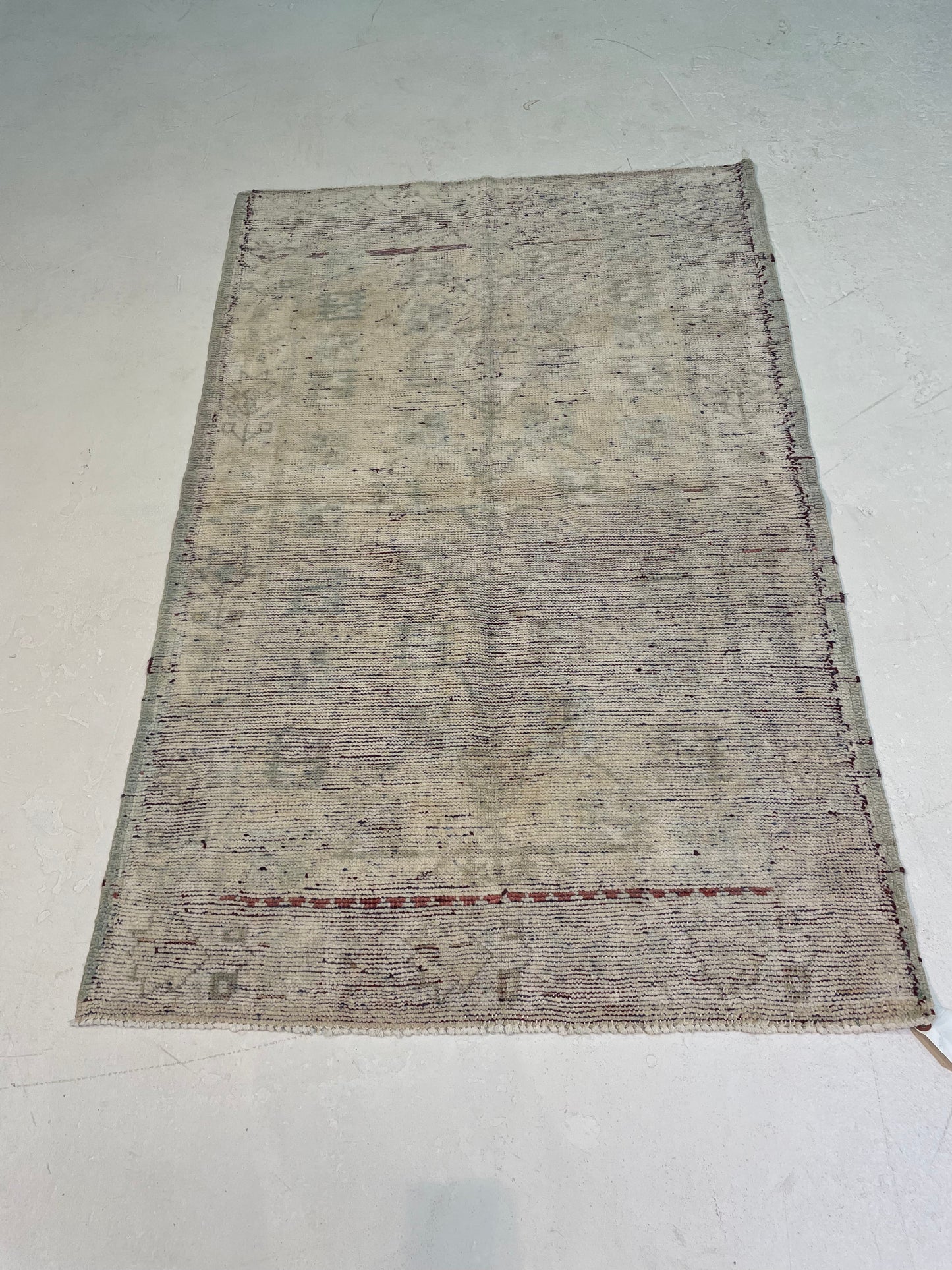 Hand-Knotted Wool Rug Turkish Oushak 2'10" x 4'4"