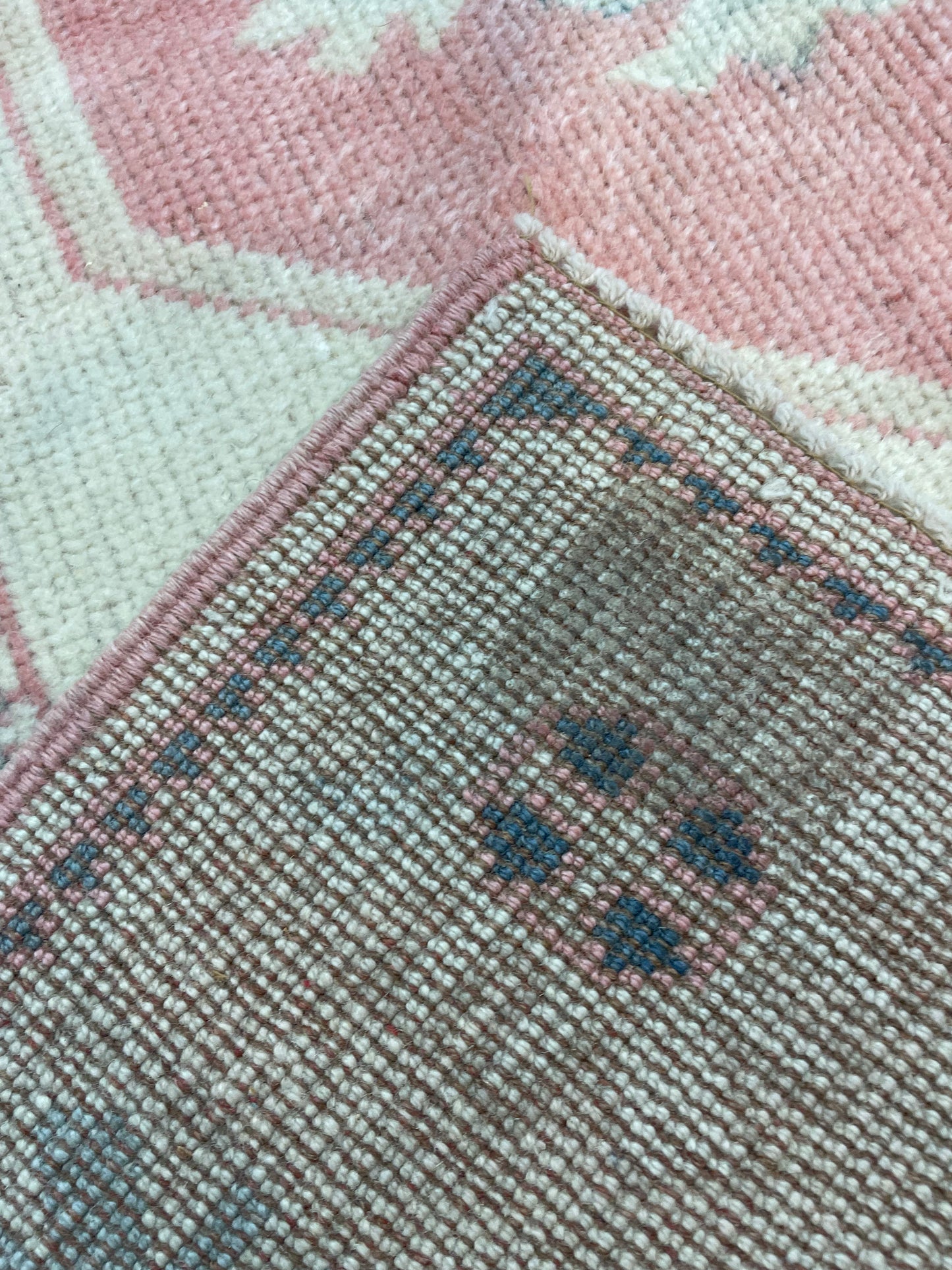 Hand-Knotted Wool Rug Turkish Oushak 2'11" x 4'5"