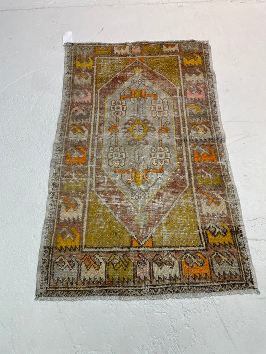 Hand-Knotted Wool Rug Turkish Oushak 2'8" x 4'4"