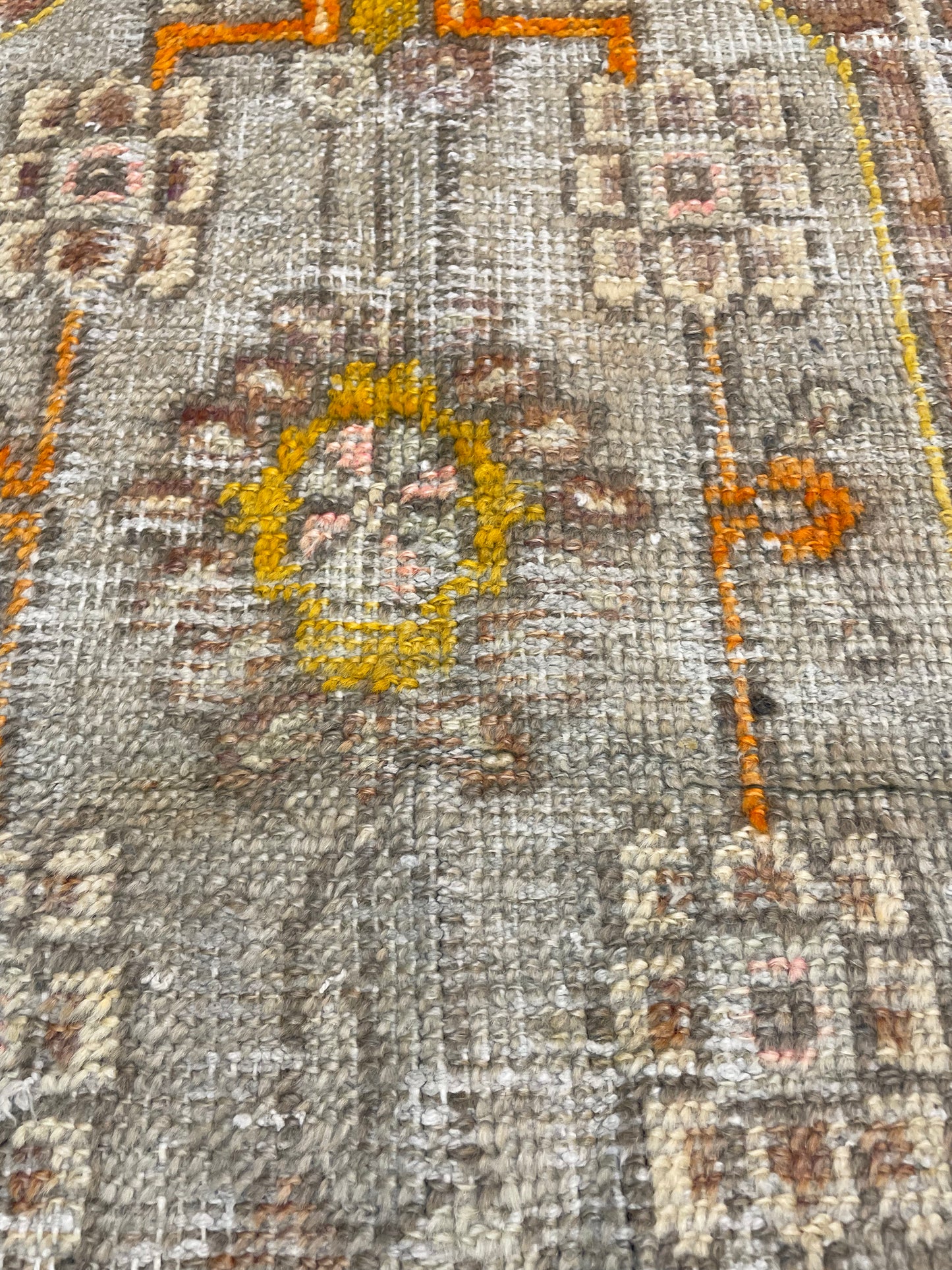 Hand-Knotted Wool Rug Turkish Oushak 2'8" x 4'4"