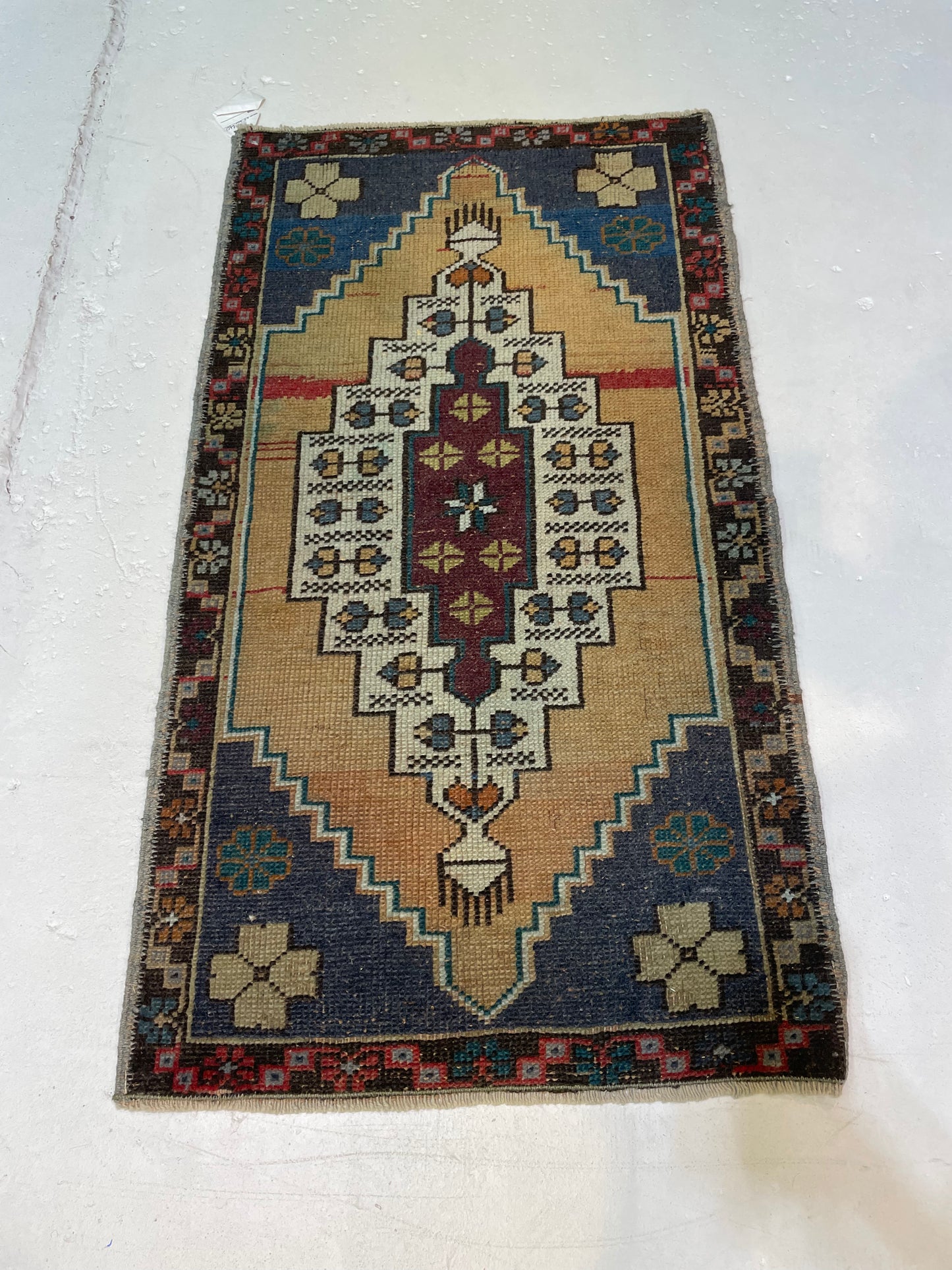 Hand-Knotted Wool Rug Turkish Oushak 2' x 3'8"