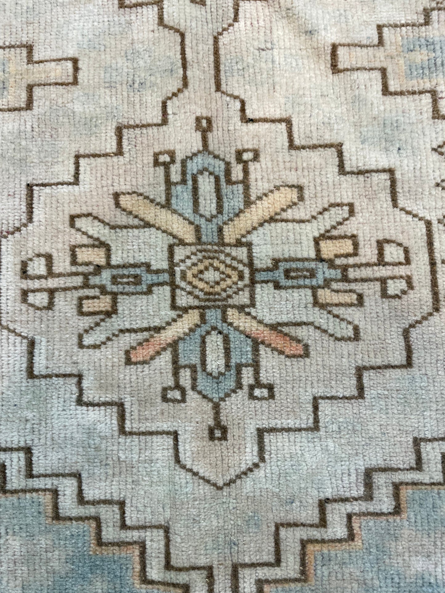 Hand-Knotted Wool Rug Turkish Oushak 2'8" x 4'1"