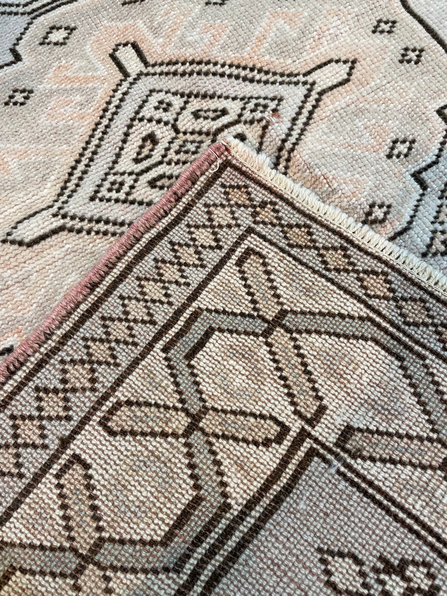 Hand-Knotted Wool Rug Turkish Oushak 2'7" x 3'11"