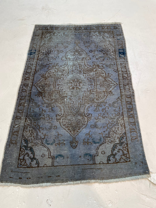 Hand-Knotted Wool Rug Turkish Oushak 2'8" x 4'3"