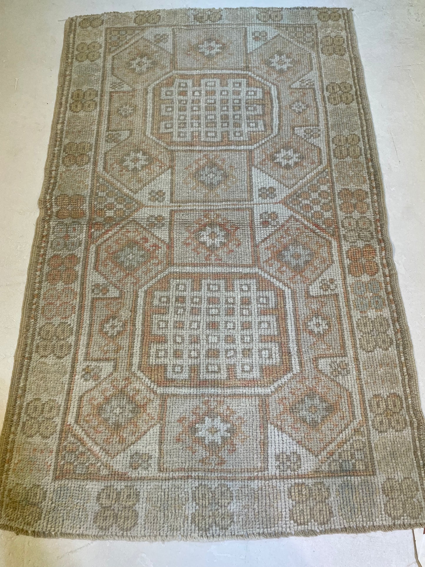 Hand-Knotted Wool Rug Turkish Oushak 2'4" x 3'9"