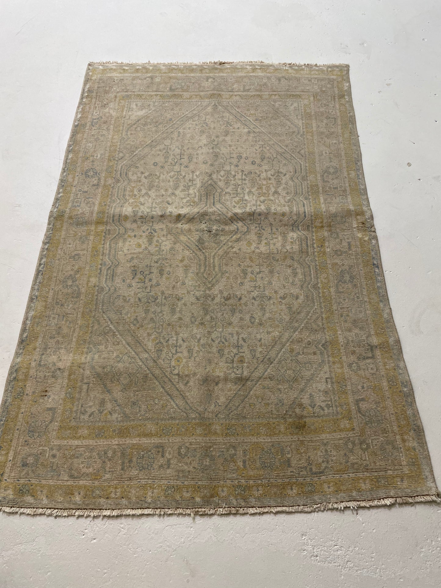 Hand-Knotted Wool Rug Turkish Oushak 3'3" x 5'2"