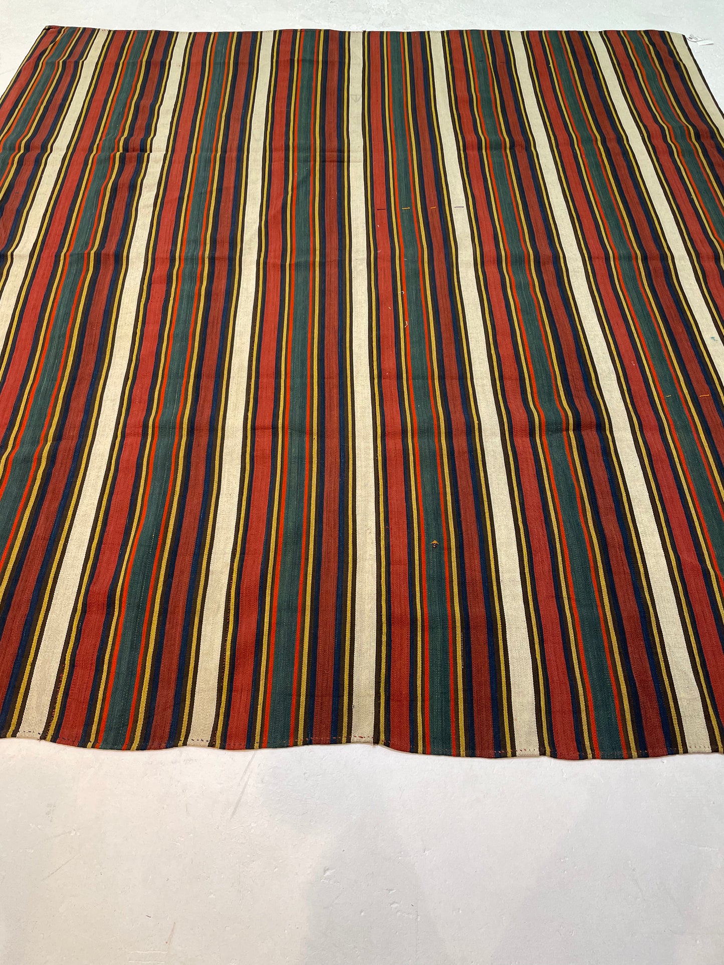 Hand-Knotted Wool Rug Turkish Oushak 7'5" x 7'9"