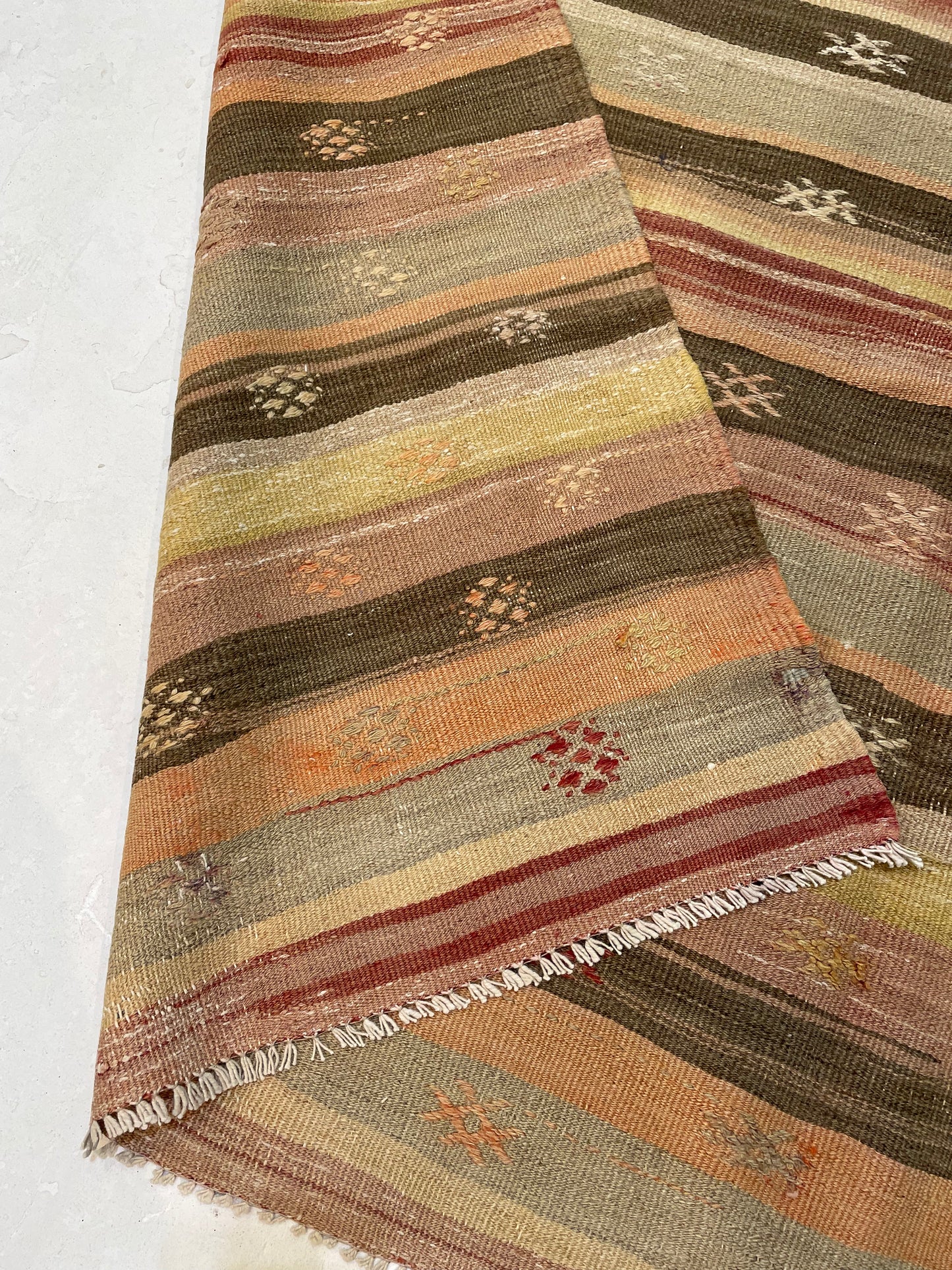 Hand-Knotted Wool Rug Turkish Oushak 6' x 7'9"